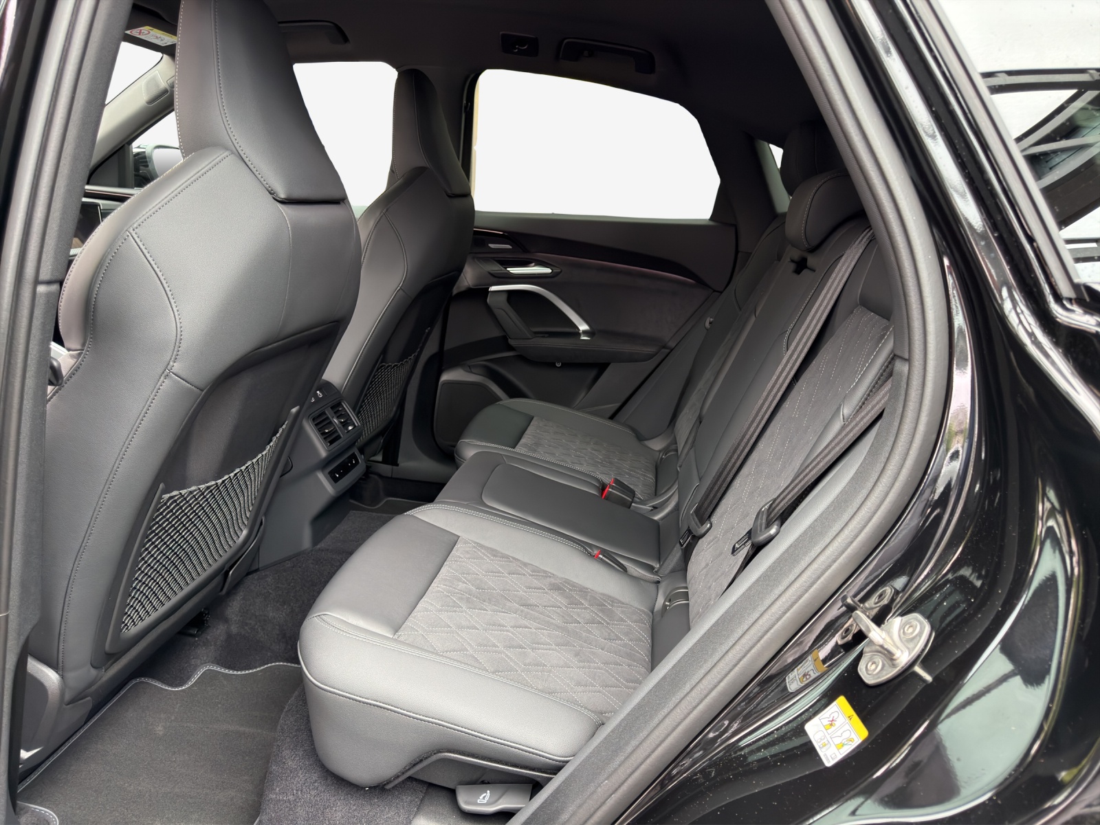 AUDI Q5 Sportback TDI quattro 150 kW S-tronic-image-11