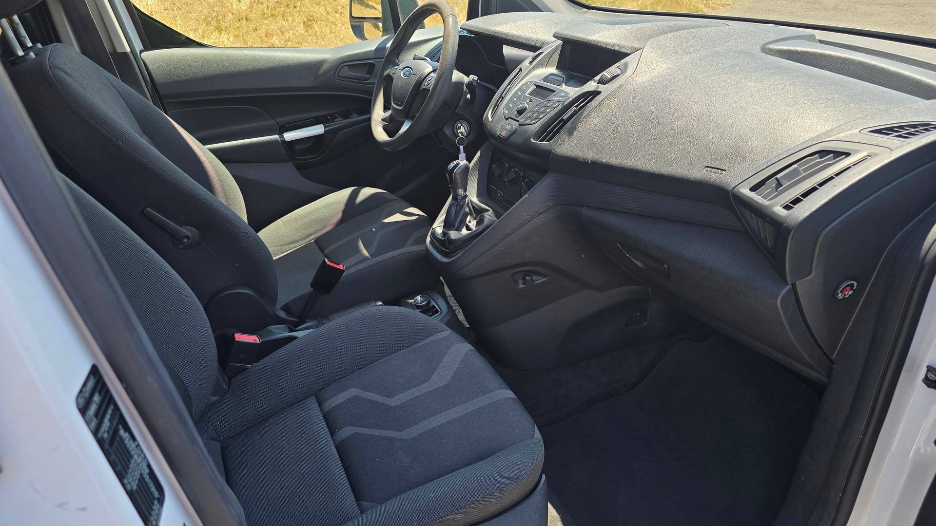 FORD Grand Tourneo Connect 1.5 TDCi Ambiente-image-14