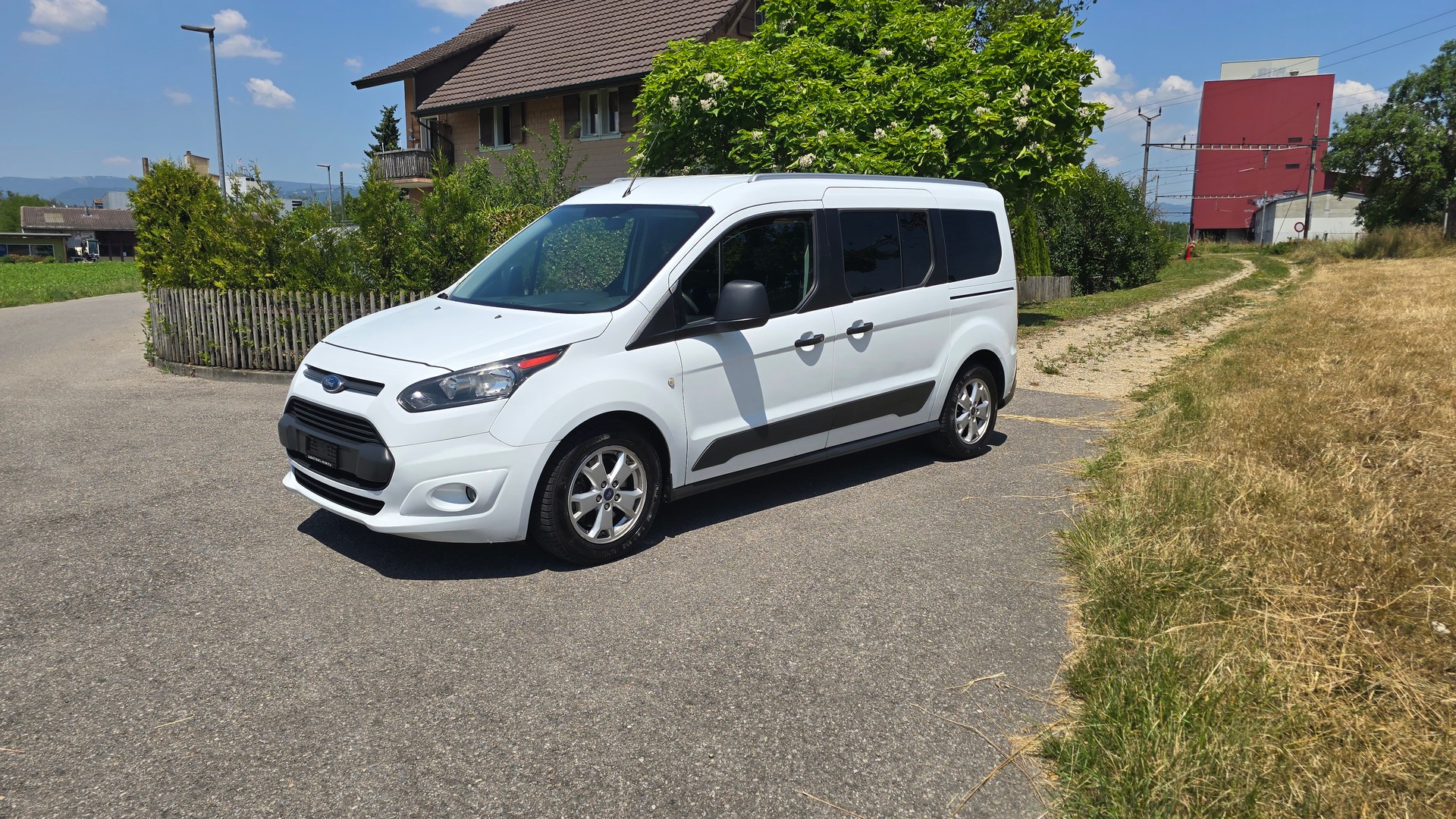 FORD Grand Tourneo Connect 1.5 TDCi Ambiente-image-1