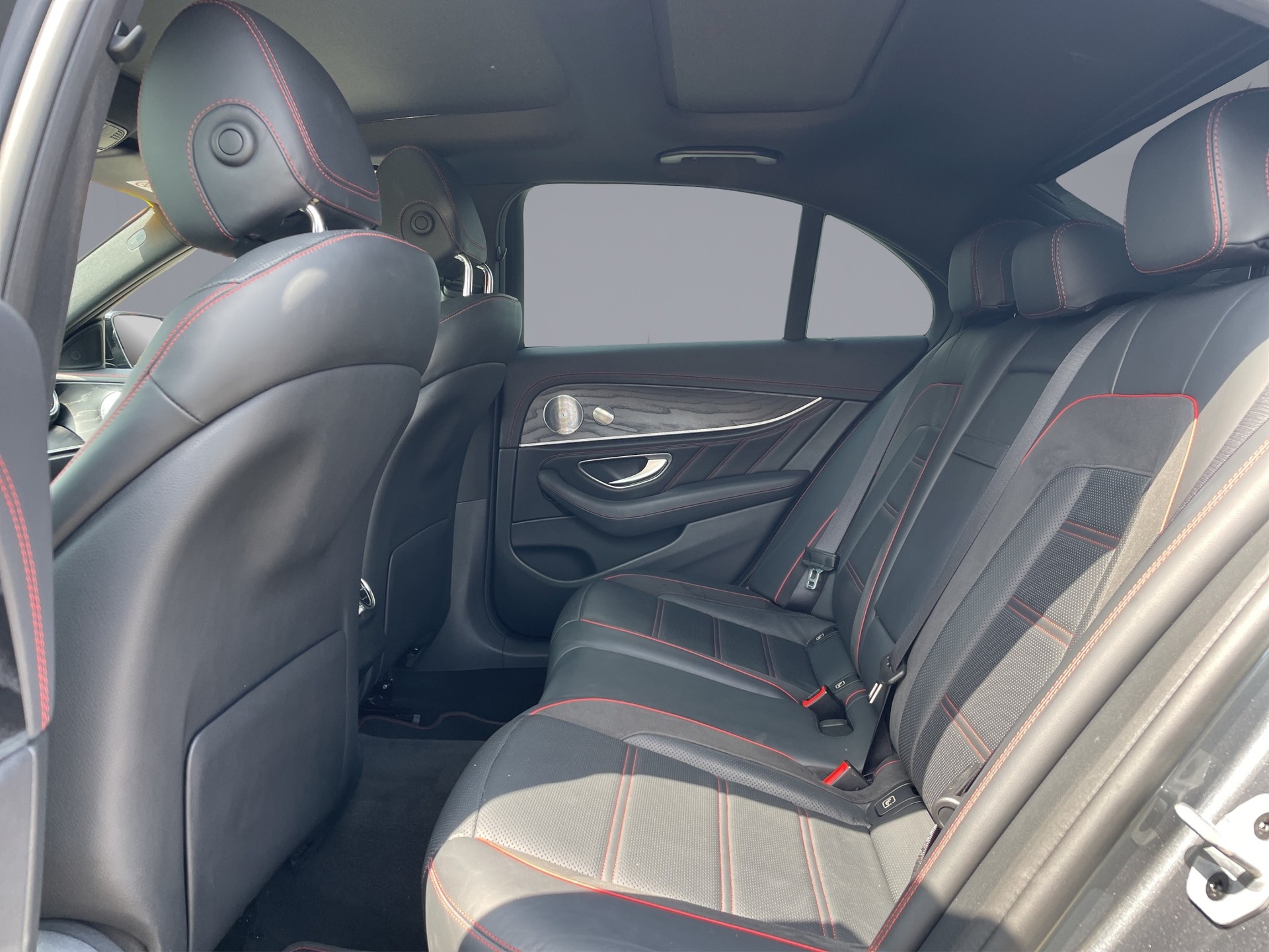 MERCEDES-BENZ E 53 AMG 4matic+-image-11
