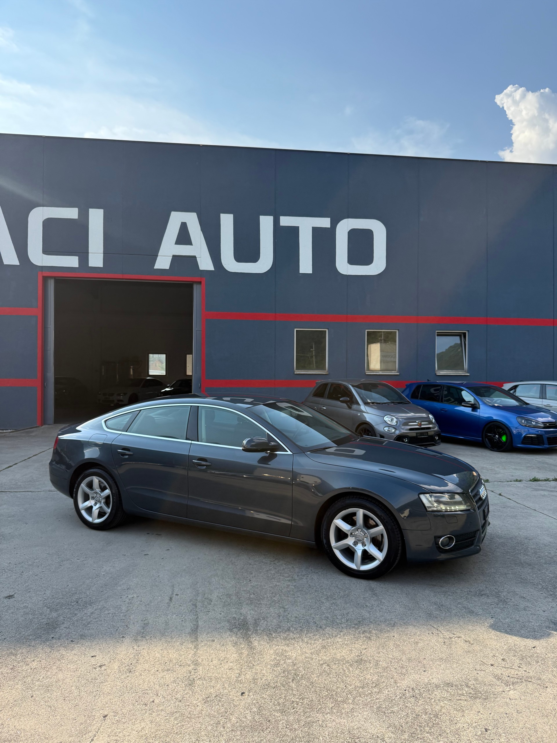 AUDI A5 Sportback 2.0 TDI-image-4