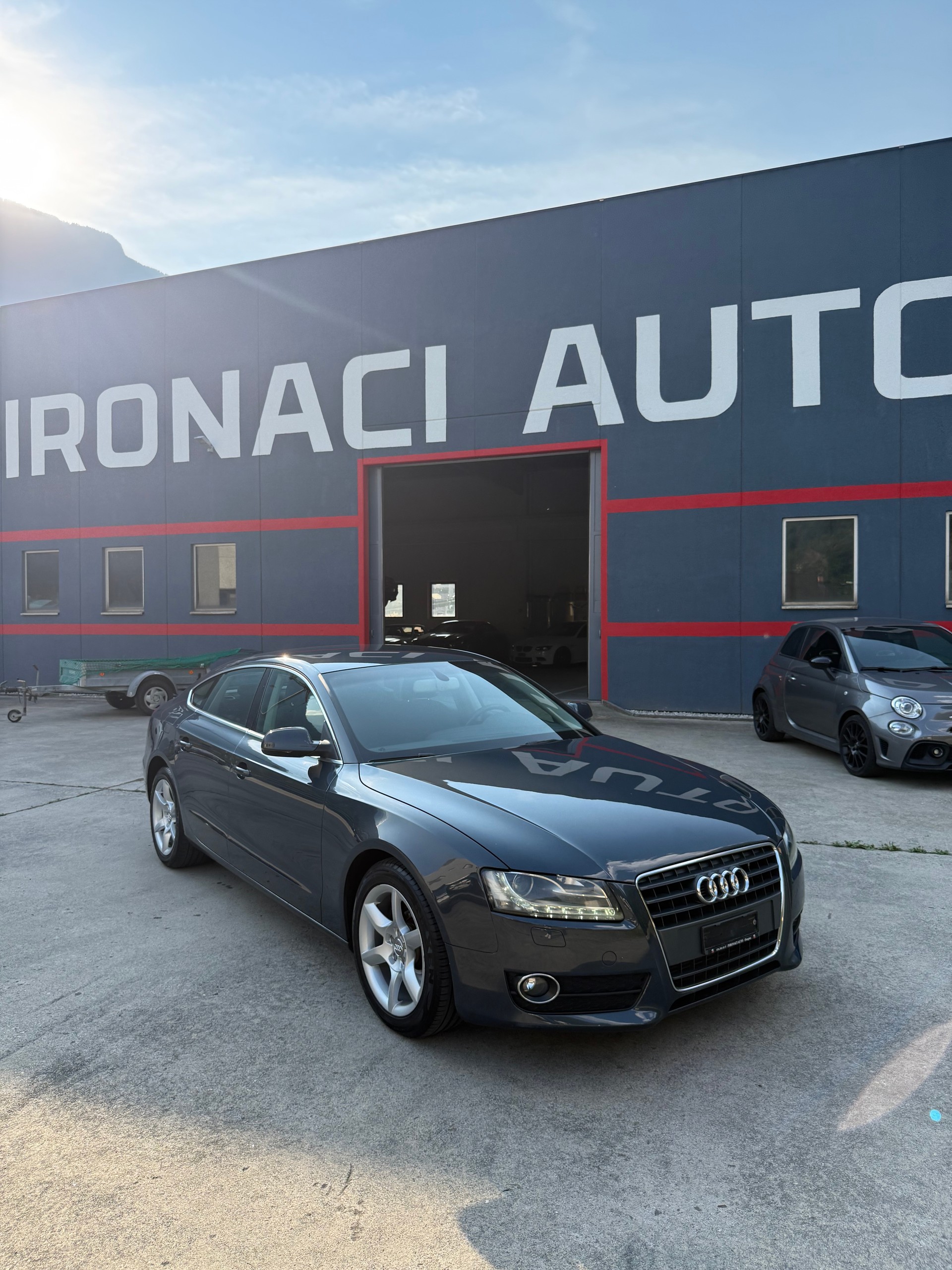 AUDI A5 Sportback 2.0 TDI-image-3