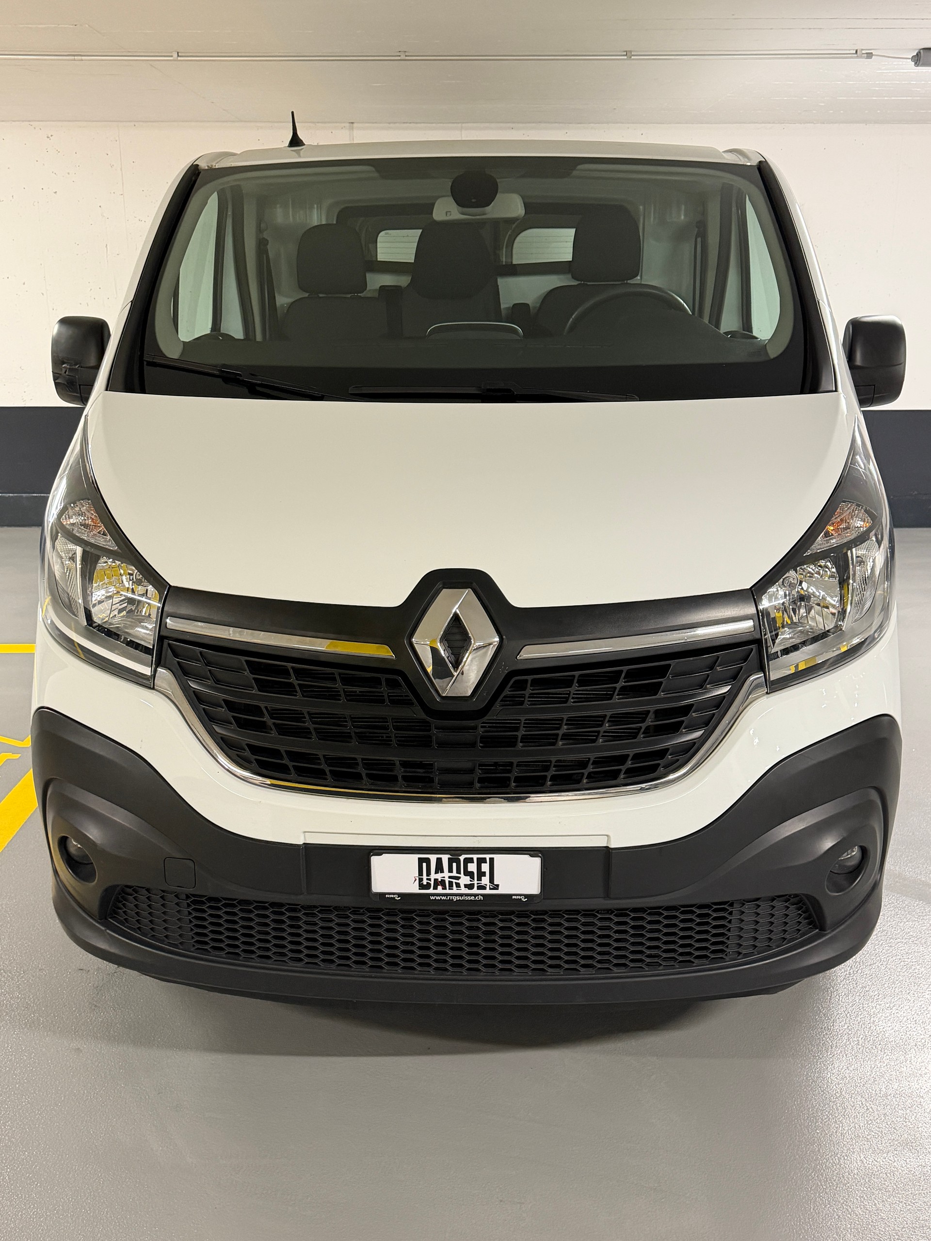 RENAULT Trafic 2.0 ENERGY dCi145 3.0t Business L1H1 A-image-1