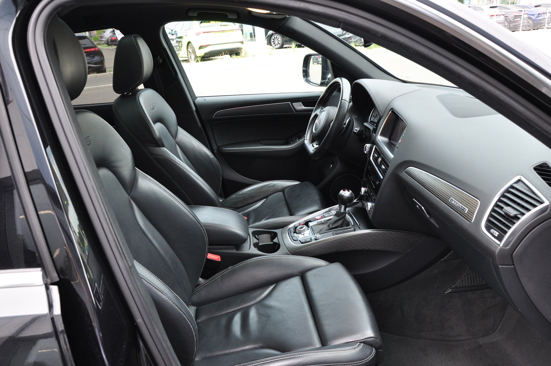 AUDI SQ5 3.0 TDI quattro tiptronic-image-13