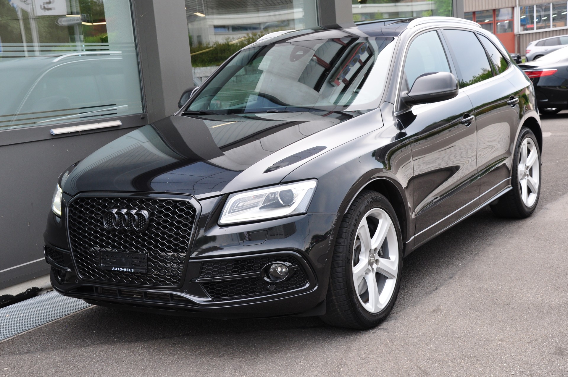 AUDI SQ5 3.0 TDI quattro tiptronic-showroom-element-2