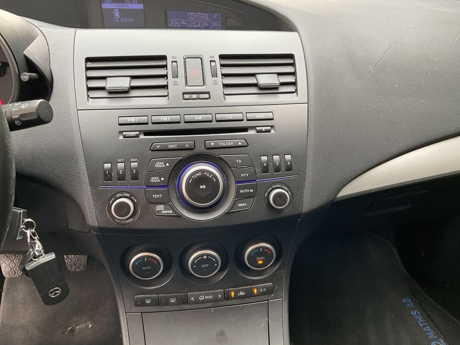 MAZDA 1.6 CD Exclusive-image-3