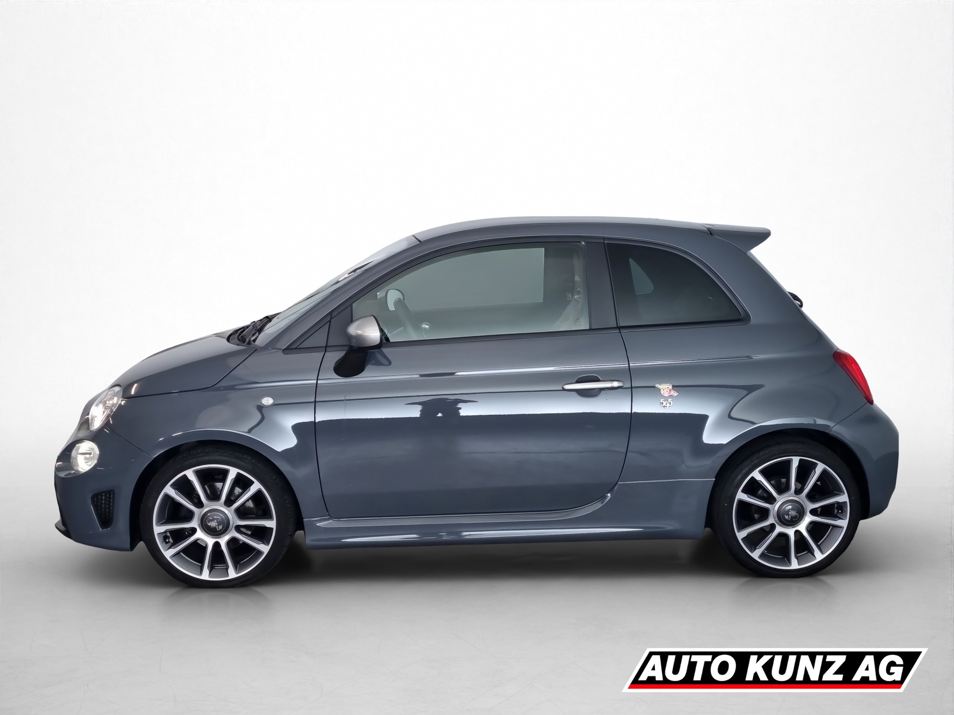 FIAT 595 Abarth 1.4 T-Jet 165 Turismo-image-2