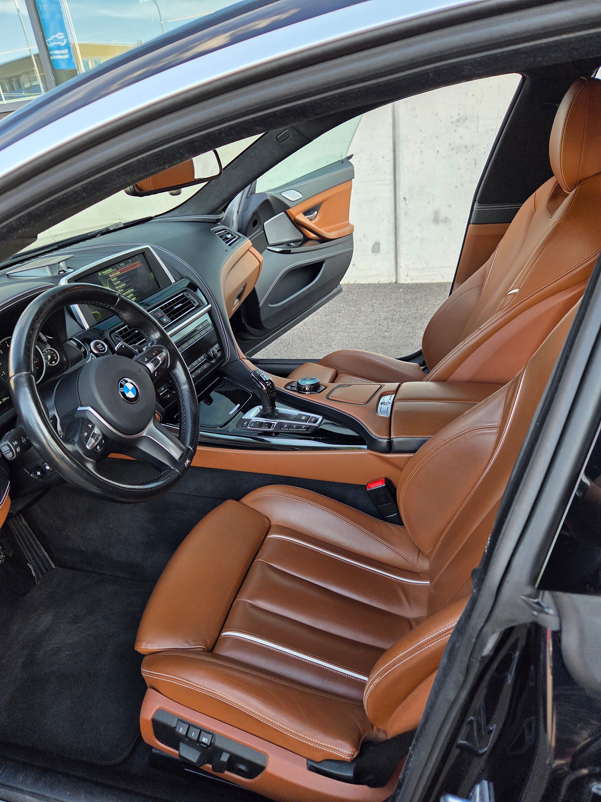 BMW BMW 650i Gran Coupé xDrive M-Sportpaket Model INDIVIDUAL Frisch MFK und grossem Service-image-4