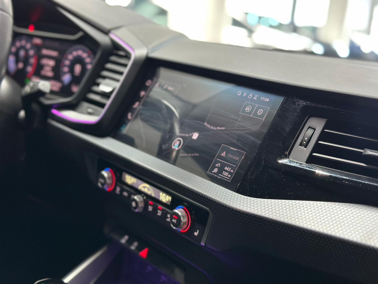 AUDI A1 Sportback 35 TFSI S Line S-tronic-image-10