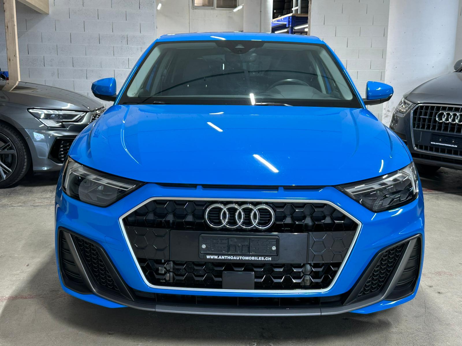AUDI A1 Sportback 35 TFSI S Line S-tronic-image-2