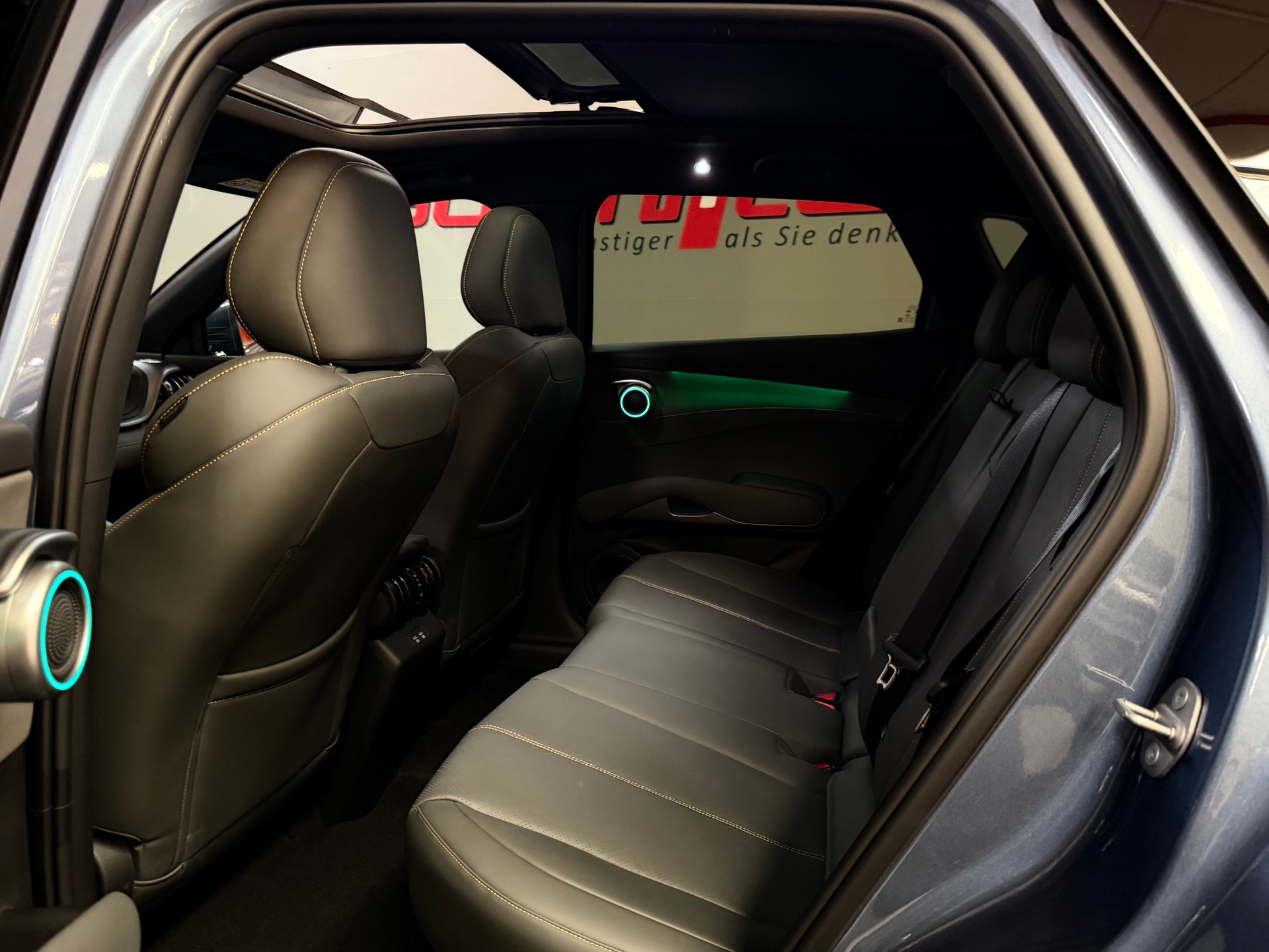 BYD Atto 3 EVO 74.8 kWh Excellence AWD-image-14