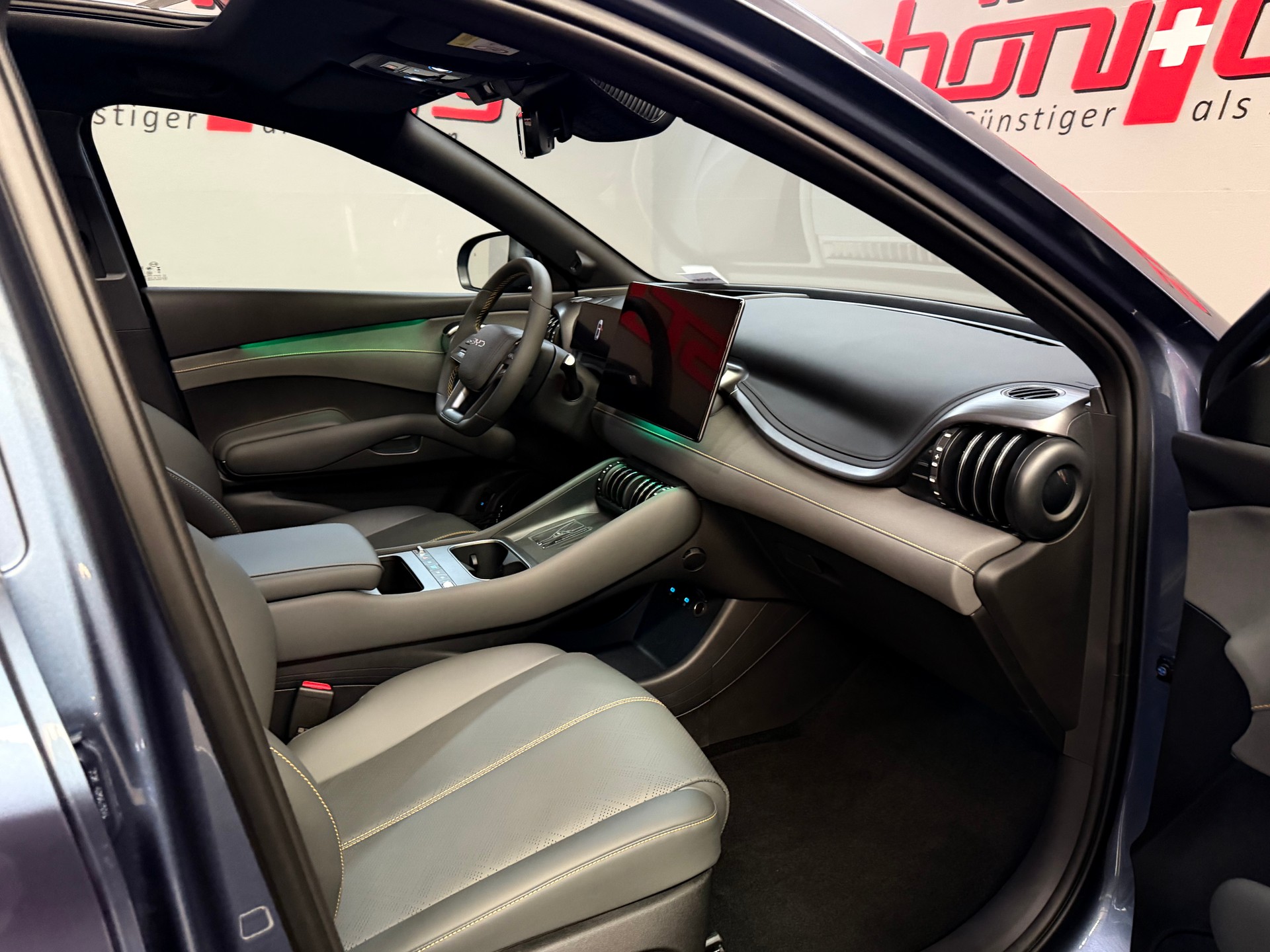 BYD Atto 3 EVO 74.8 kWh Excellence AWD-image-16