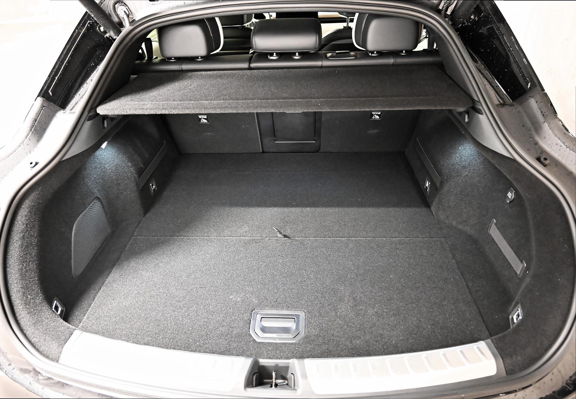 ZEEKR 7GT Privilege AWD-image-14