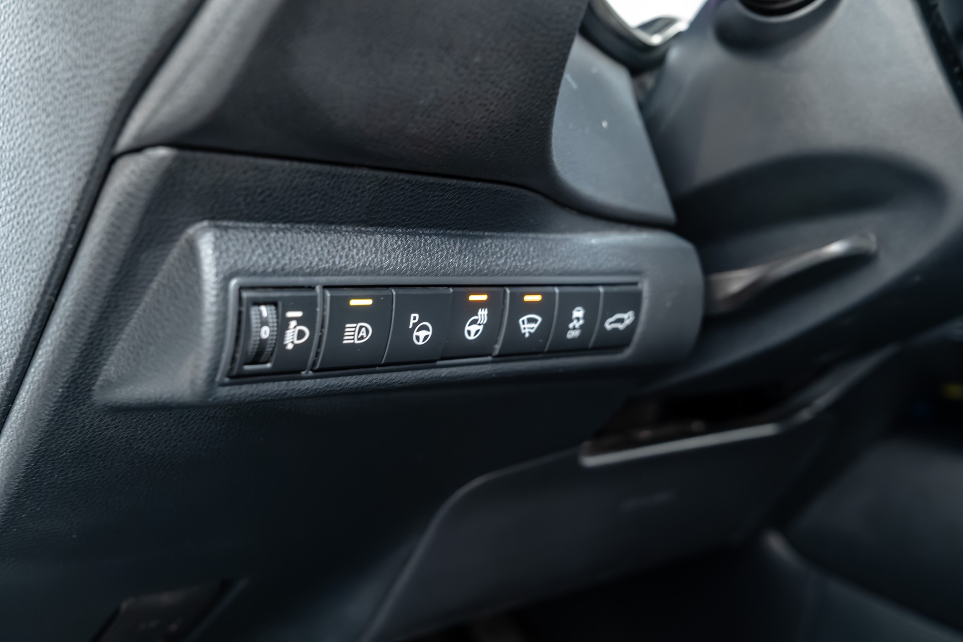 TOYOTA Corolla Touring Sports 2.0 HSD Premium e-CVT-image-14