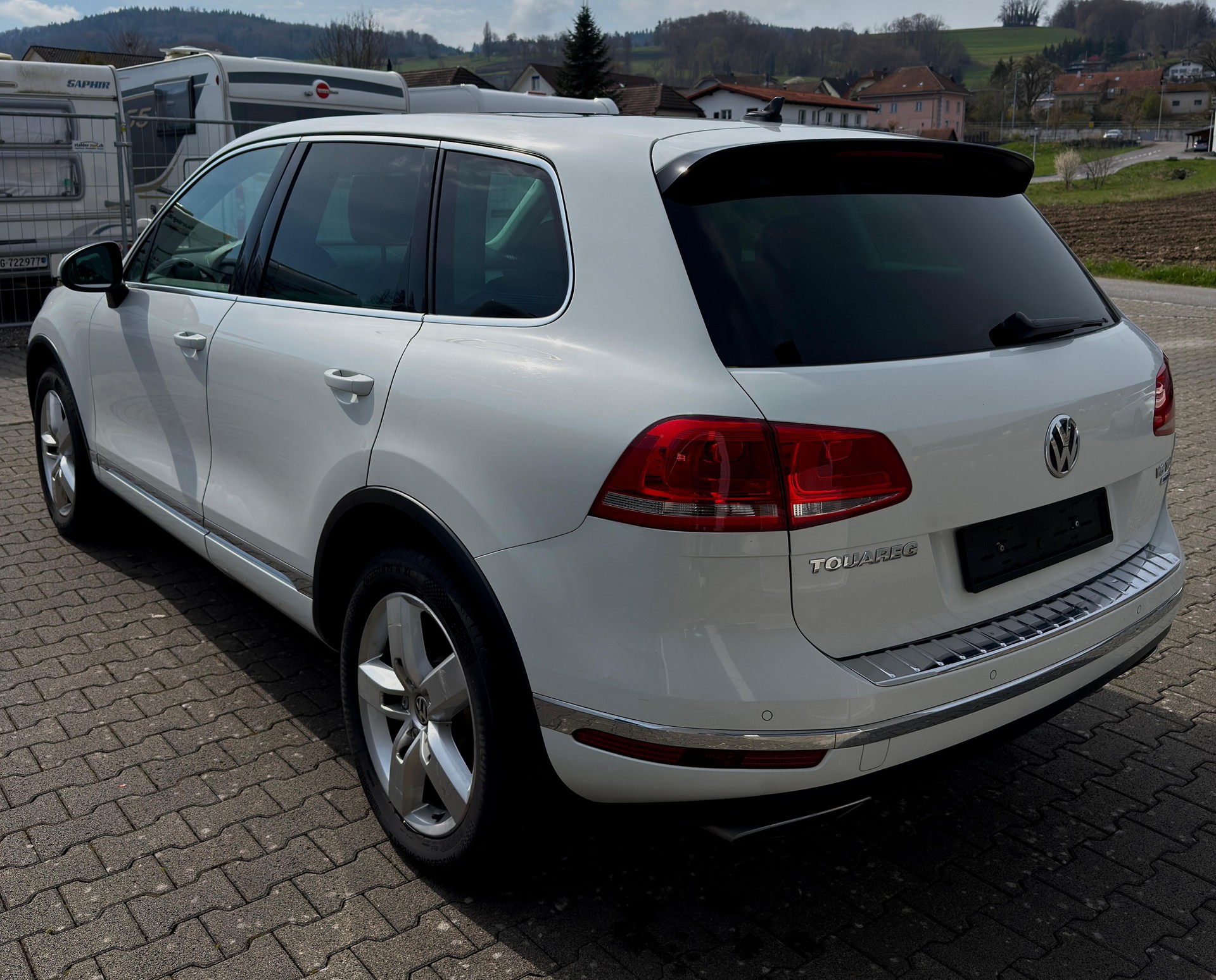 VW Touareg 3.0 TDI BlueMotion Technology Tiptronic-image-8