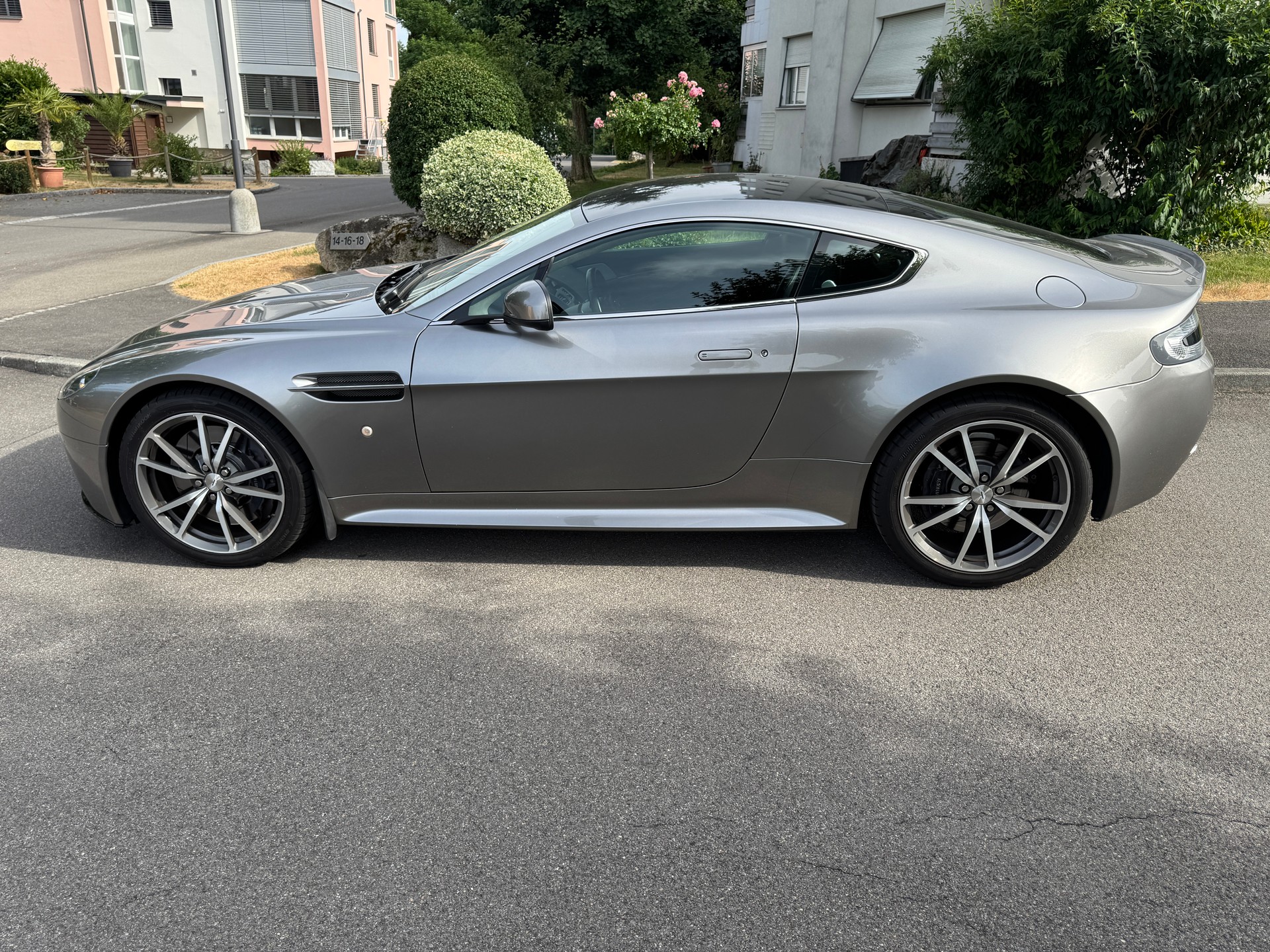 ASTON MARTIN 4.7 S Sportshift-image-4
