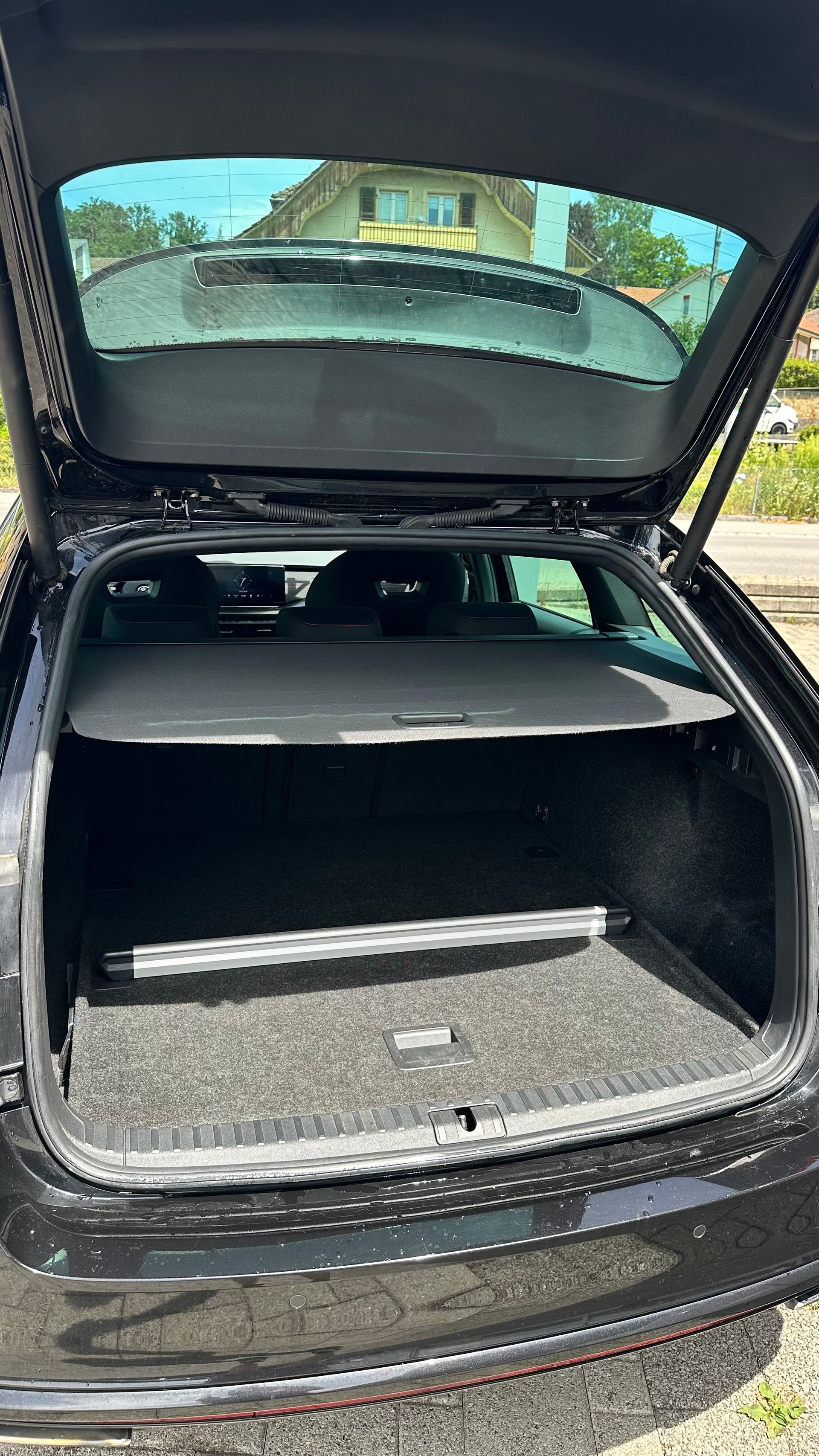 SKODA Octavia Combi 2.0 TDI DSG RS 4x4-image-5