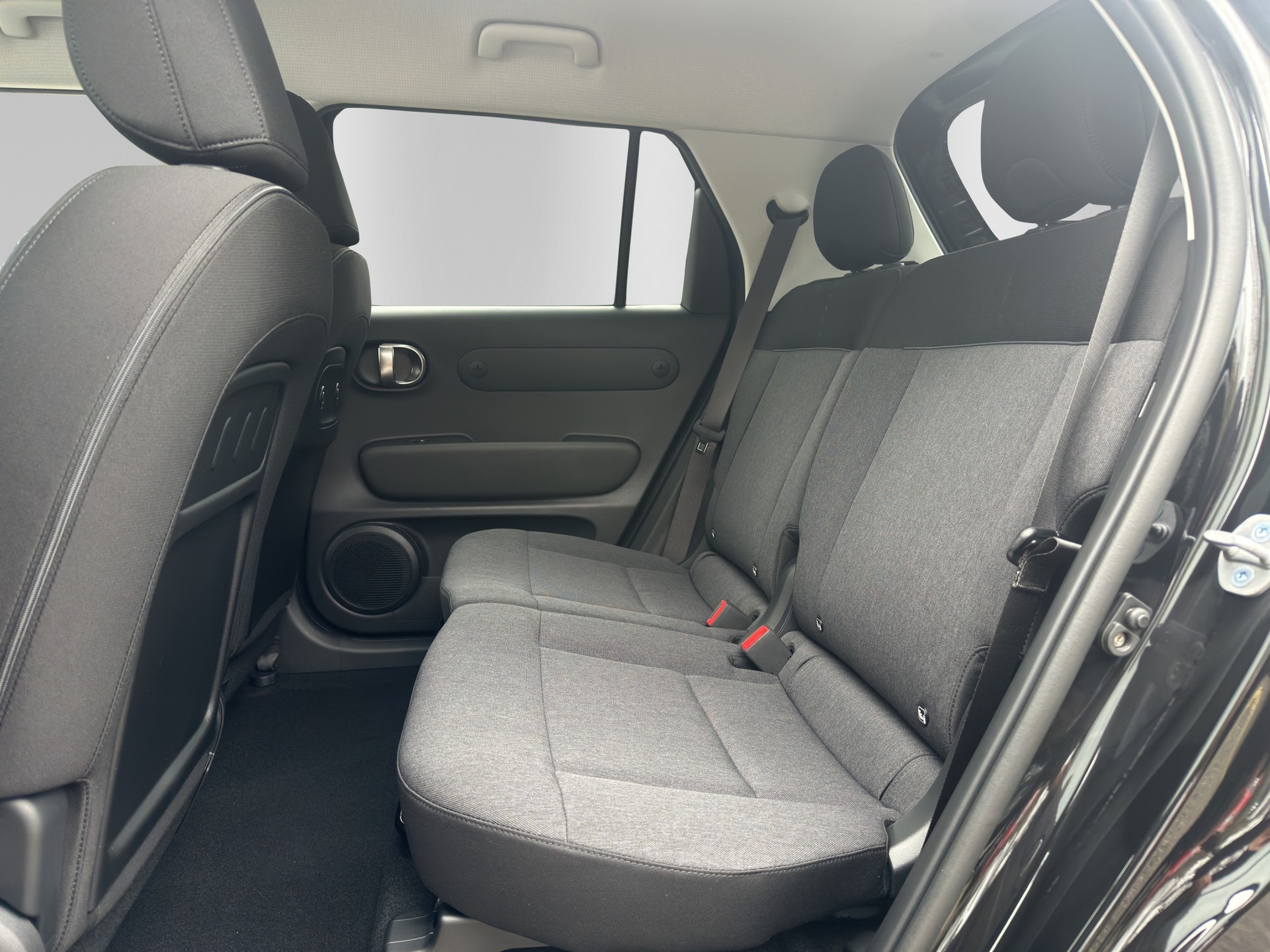 HYUNDAI Inster 49kWh Vertex-image-10