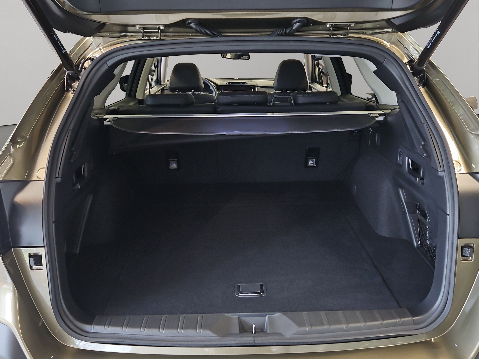 SUBARU Outback 2.5i Final Edition-image-12