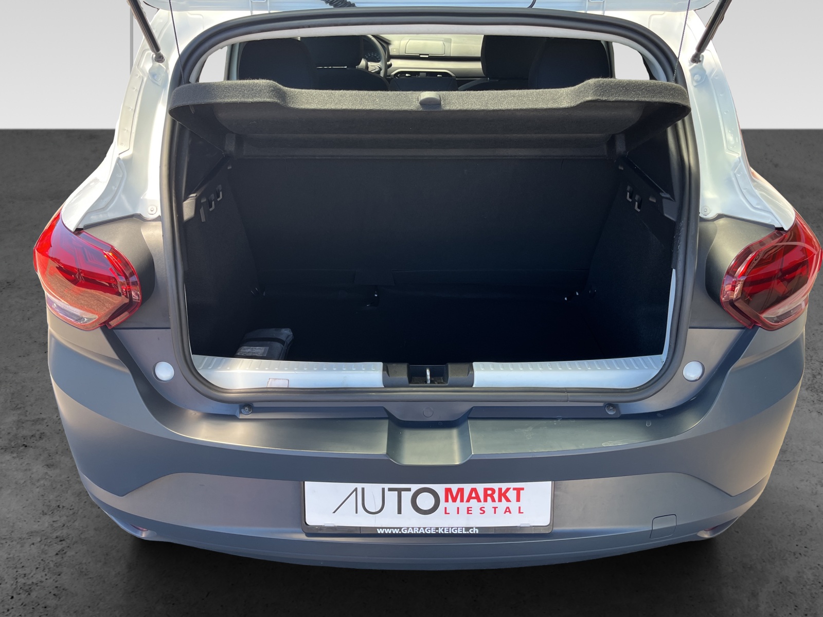 DACIA Sandero SCe 65 Access-image-10