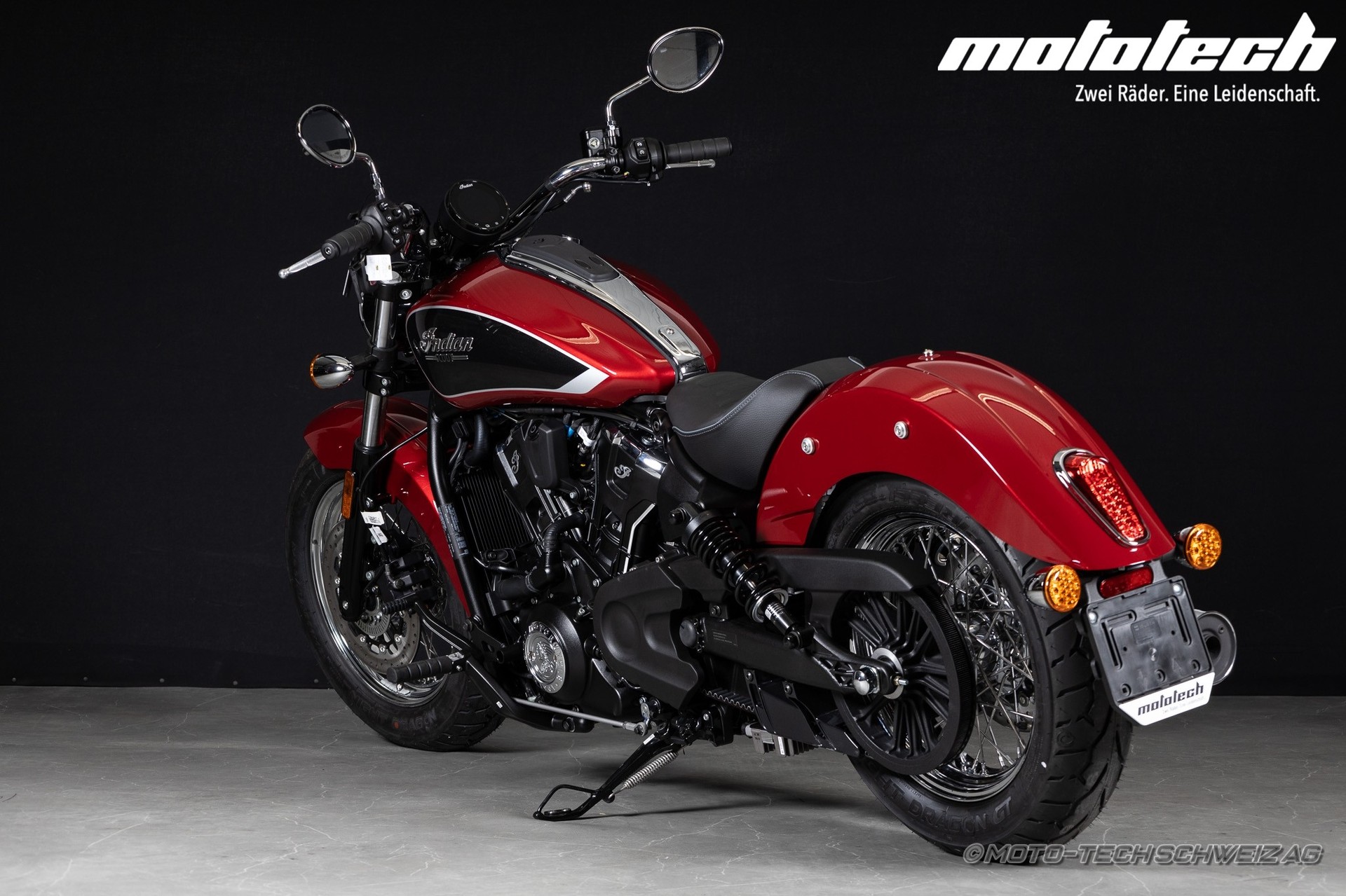 INDIAN Scout Classic-showroom-element-3
