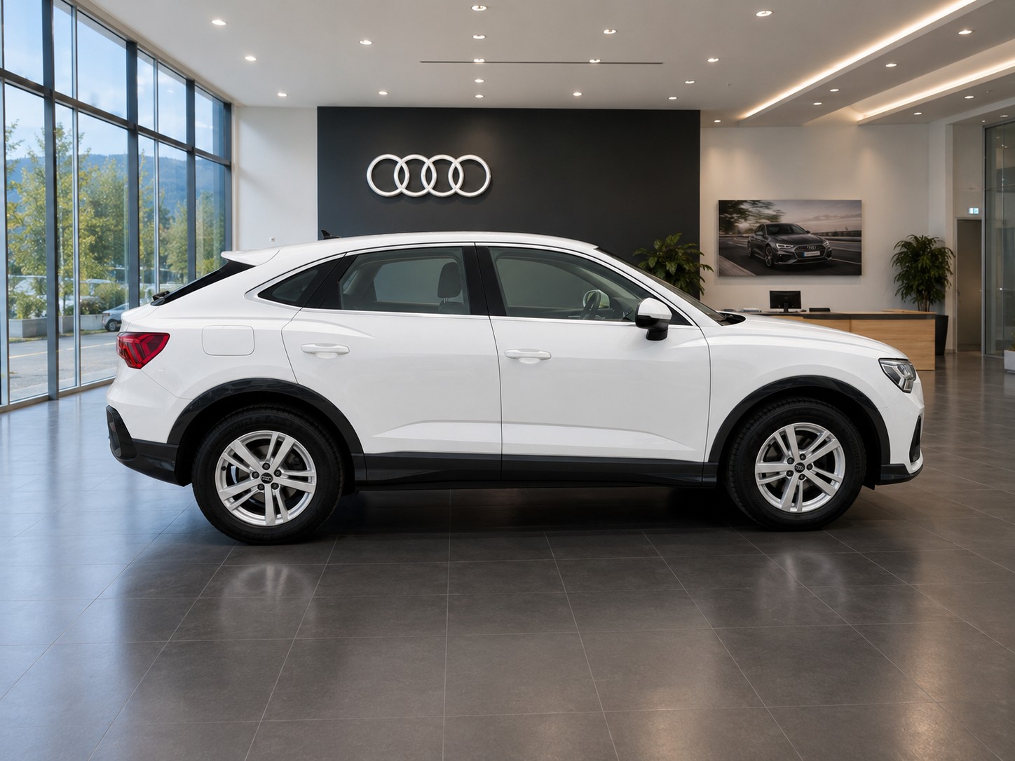 AUDI Q3 Sportback 35 TDI quattro S-tronic-image-2