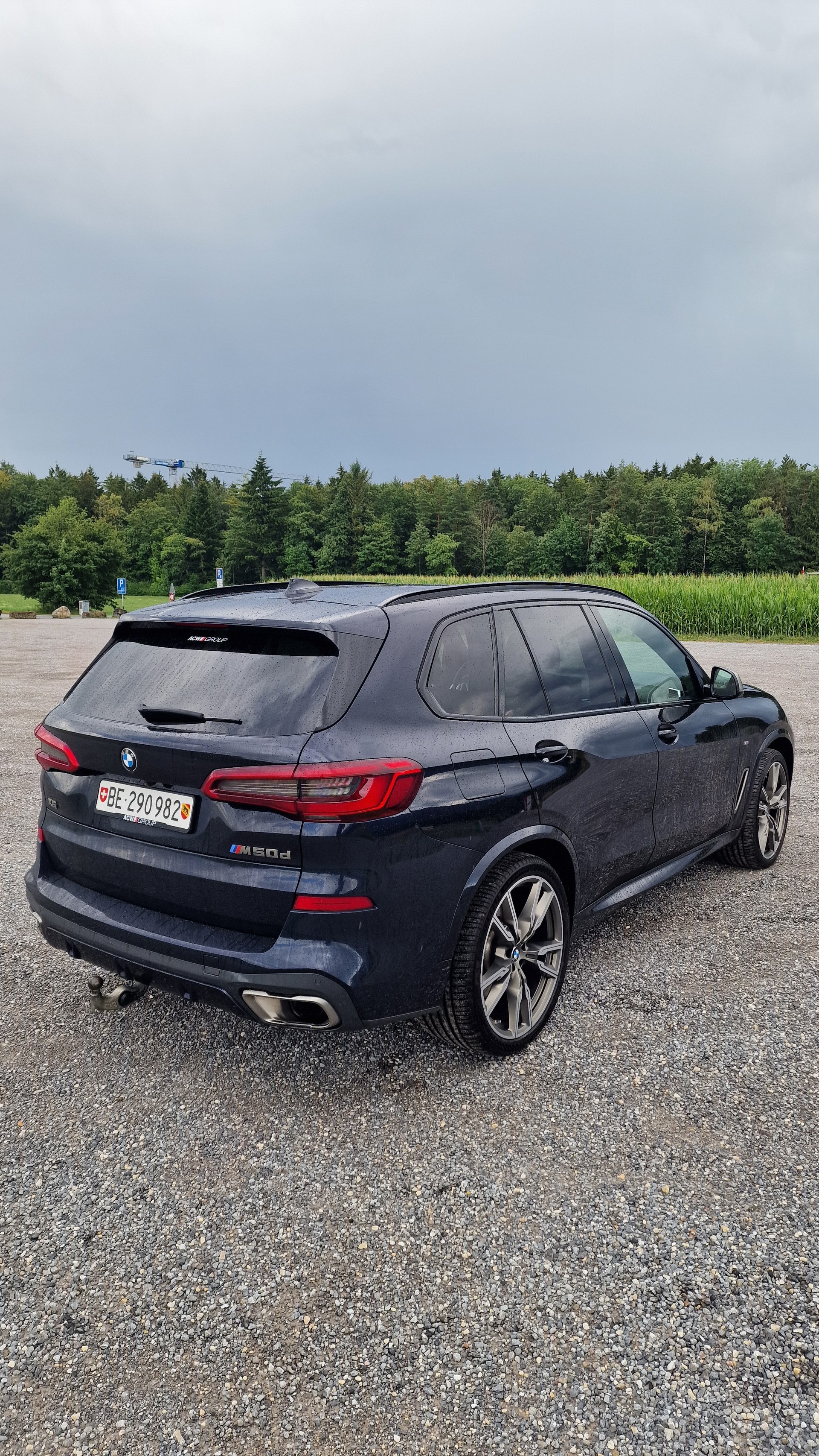 BMW M50d xDrive-image-2