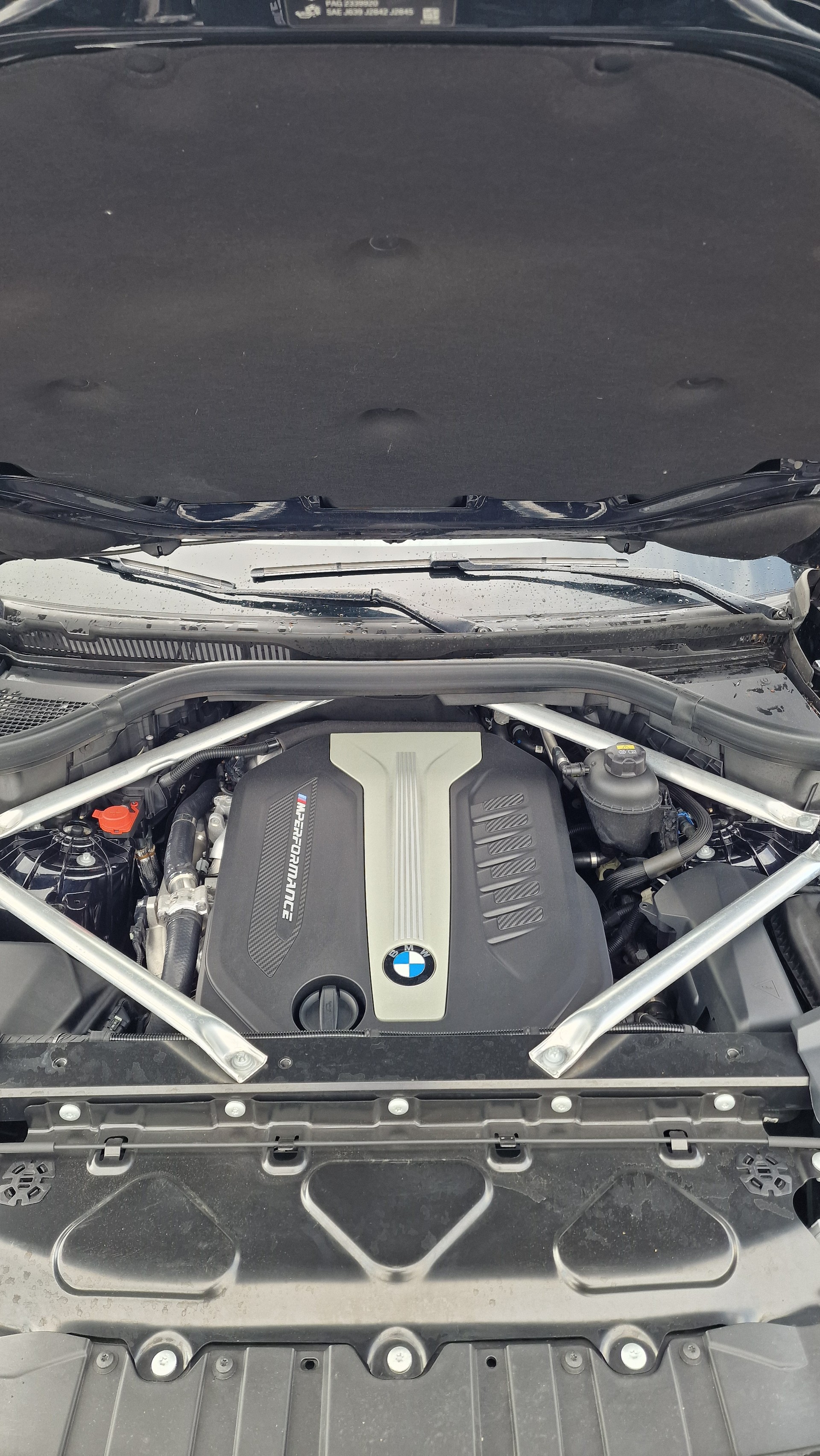 BMW M50d xDrive-image-9