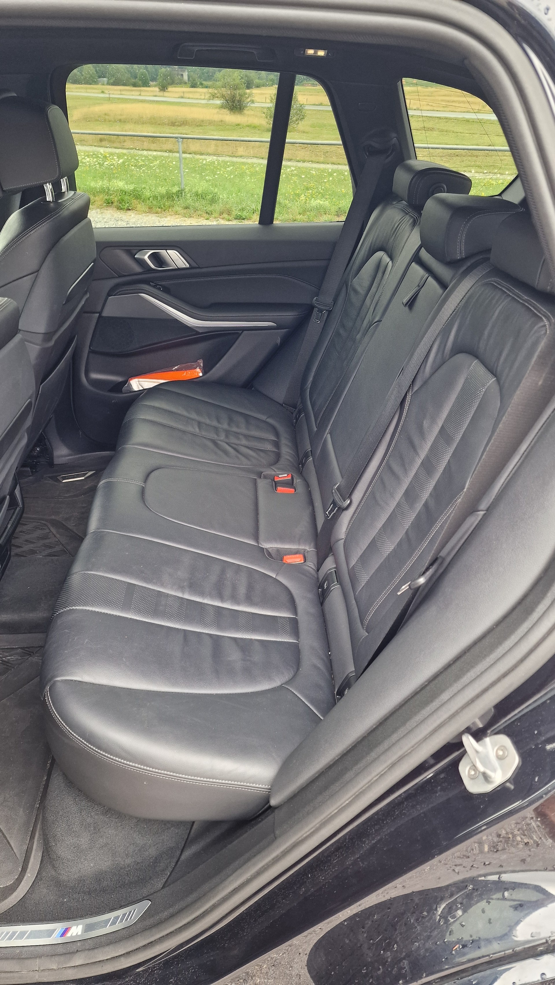 BMW M50d xDrive-image-4