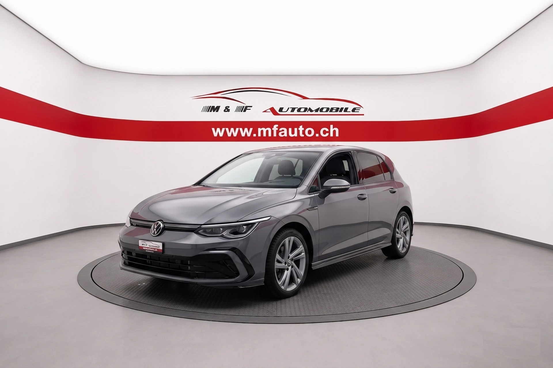VW Golf VIII 1.5 eTSI Life DSG R-LINE CH FAHRZEUG-image-0