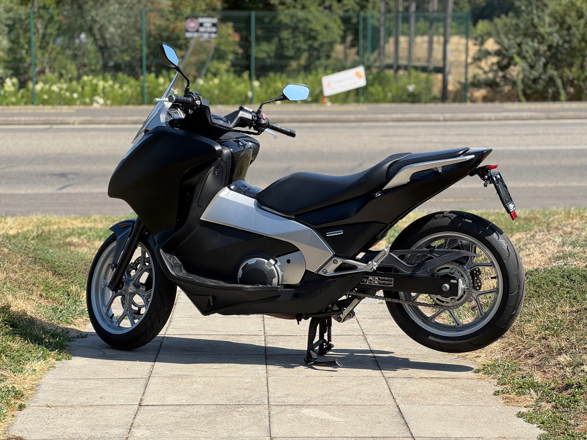 HONDA NC 700 D Integra ABS-showroom-element-3