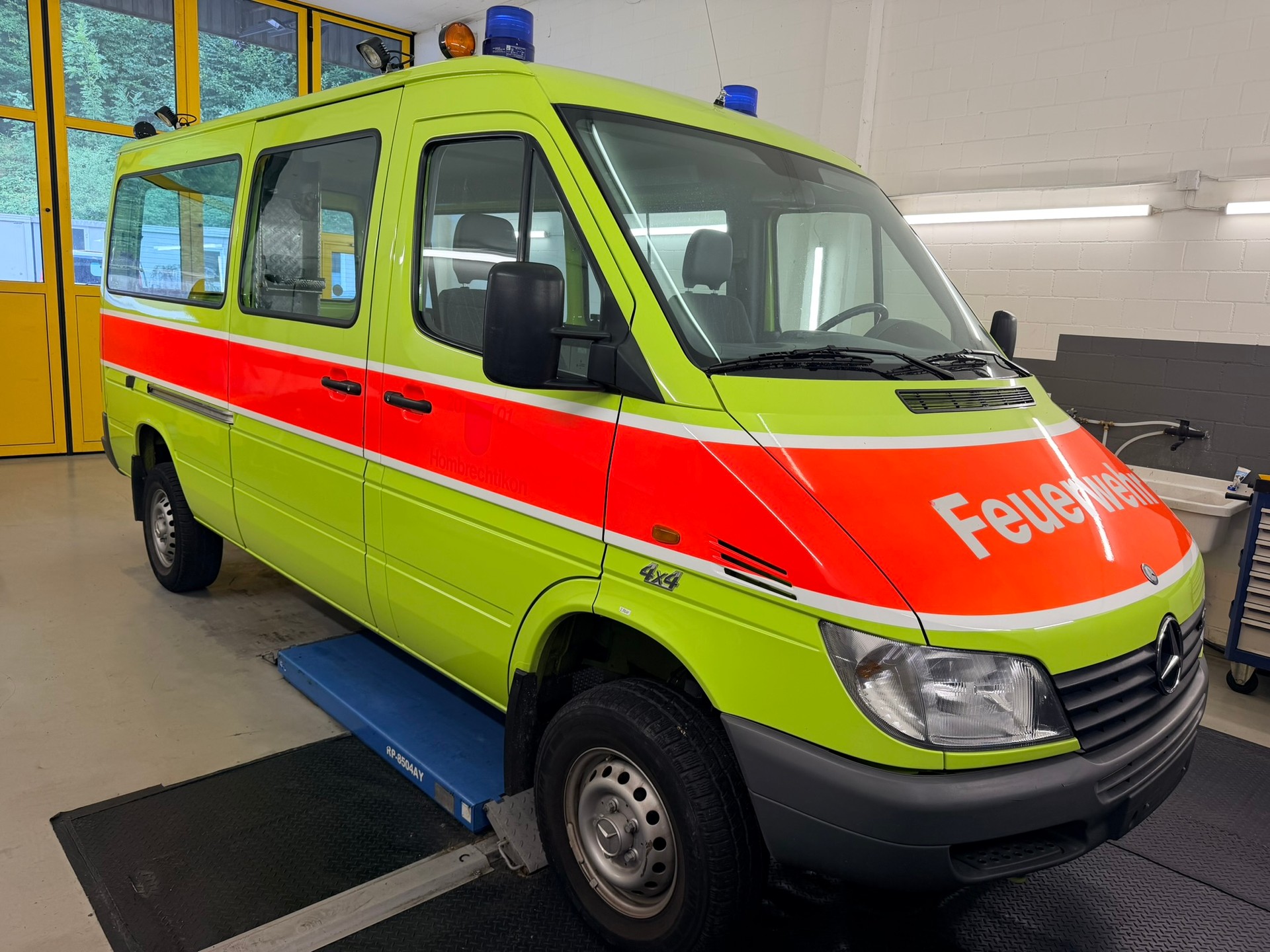 MERCEDES-BENZ Sprinter 314 4x4 FEUERWEHR-showroom-element-2