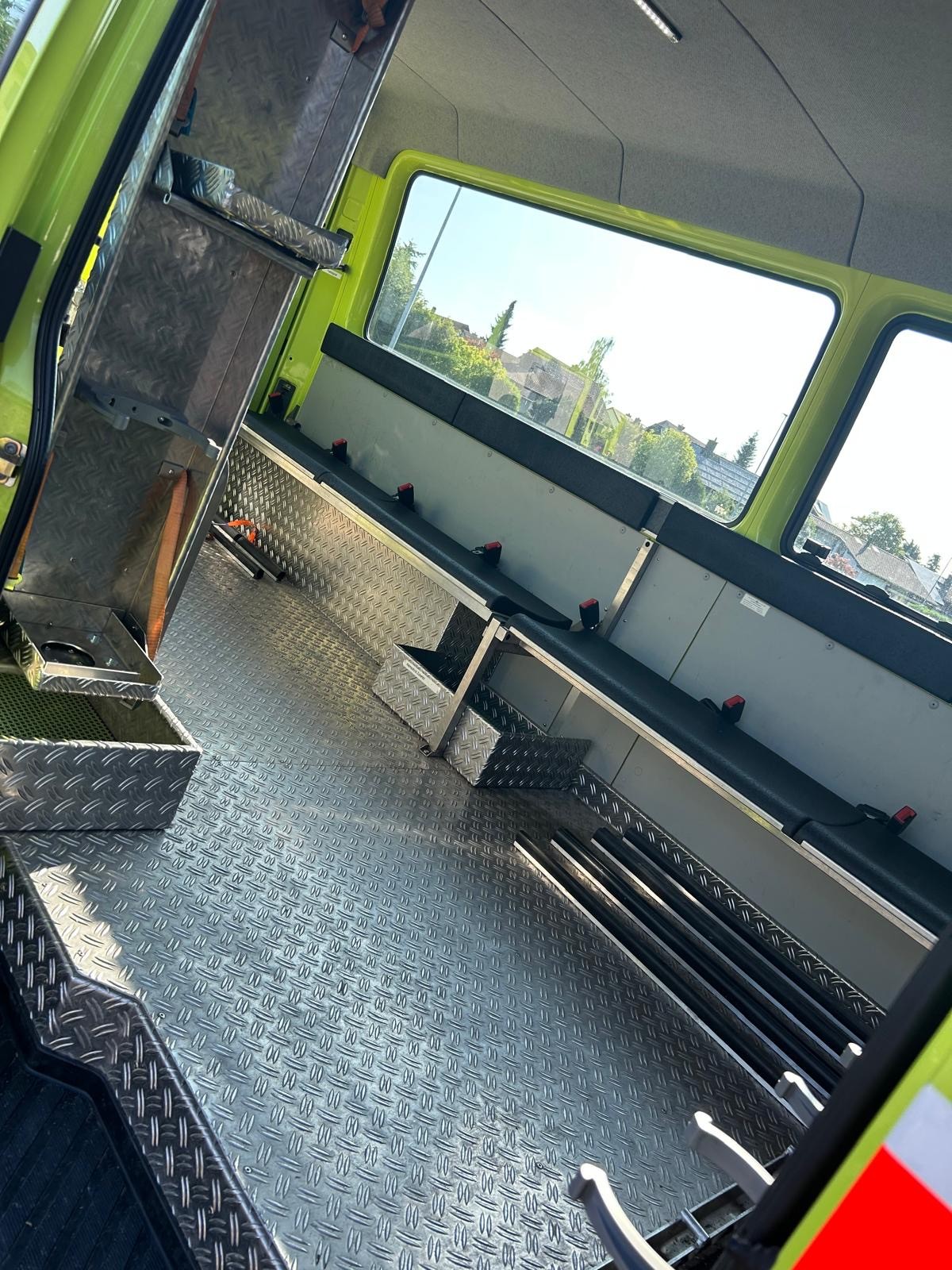 MERCEDES-BENZ Sprinter 314 4x4 FEUERWEHR-image-6