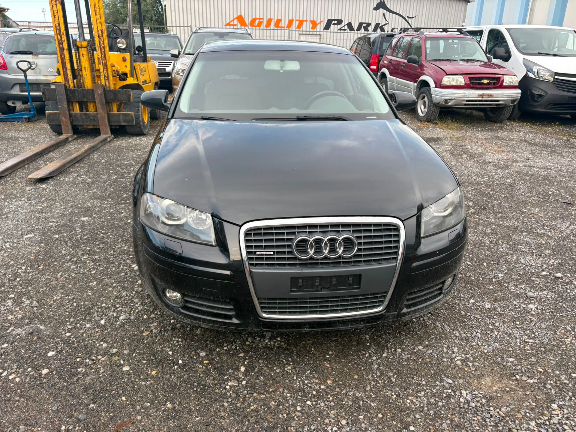 AUDI A3 Sportback 2.0 Turbo FSI Ambition quattro-image-2