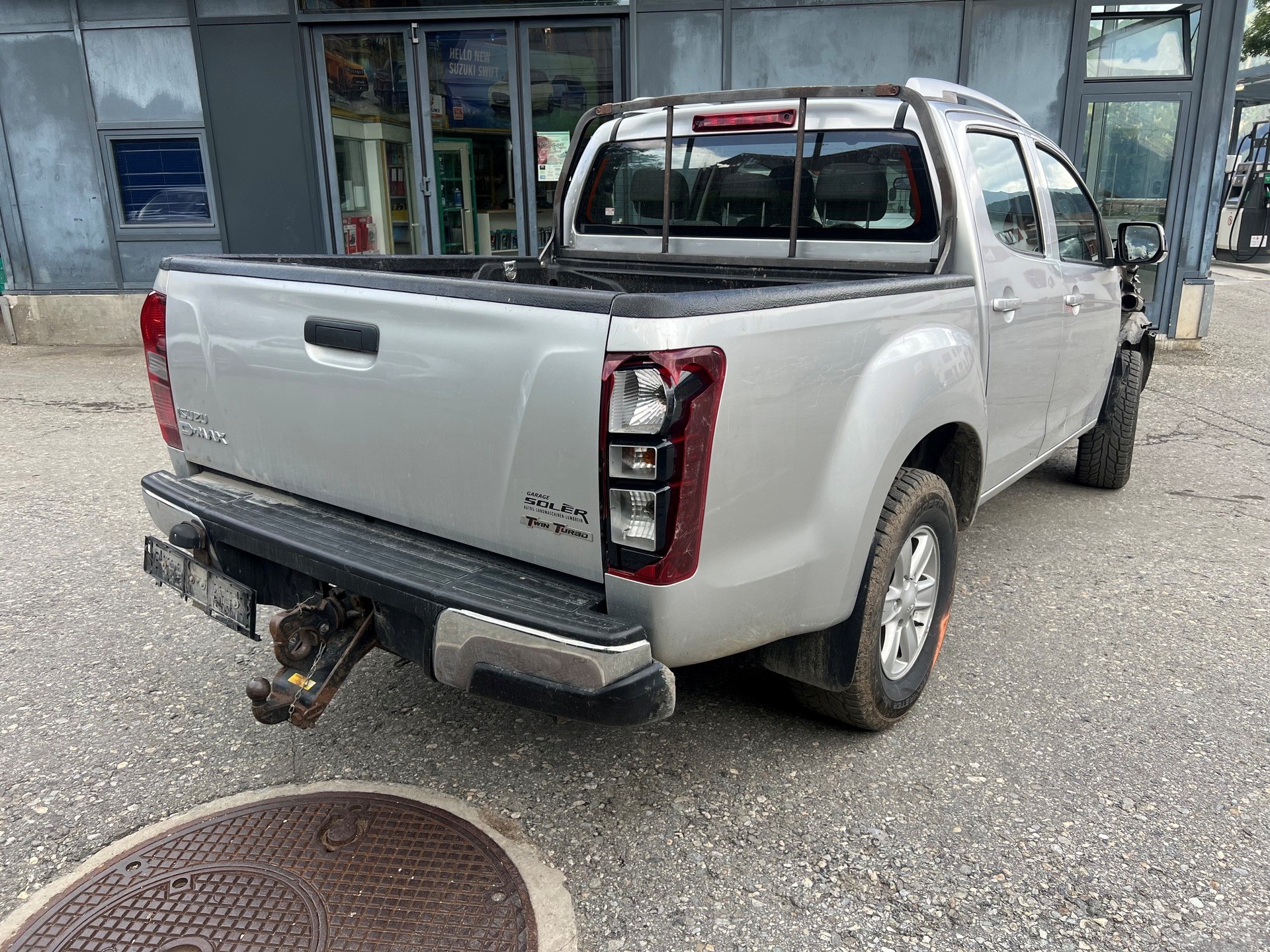 ISUZU D-MAX 2.5 Crew Cab Satellite 4x4-image-5
