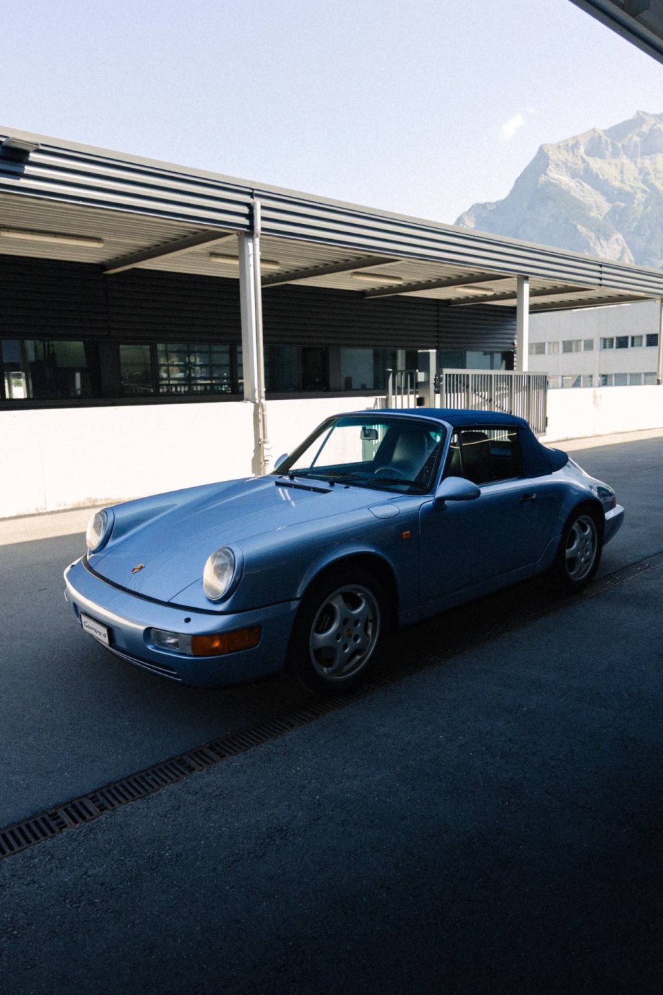 PORSCHE 911 Carrera 4 Cabriolet-image-10