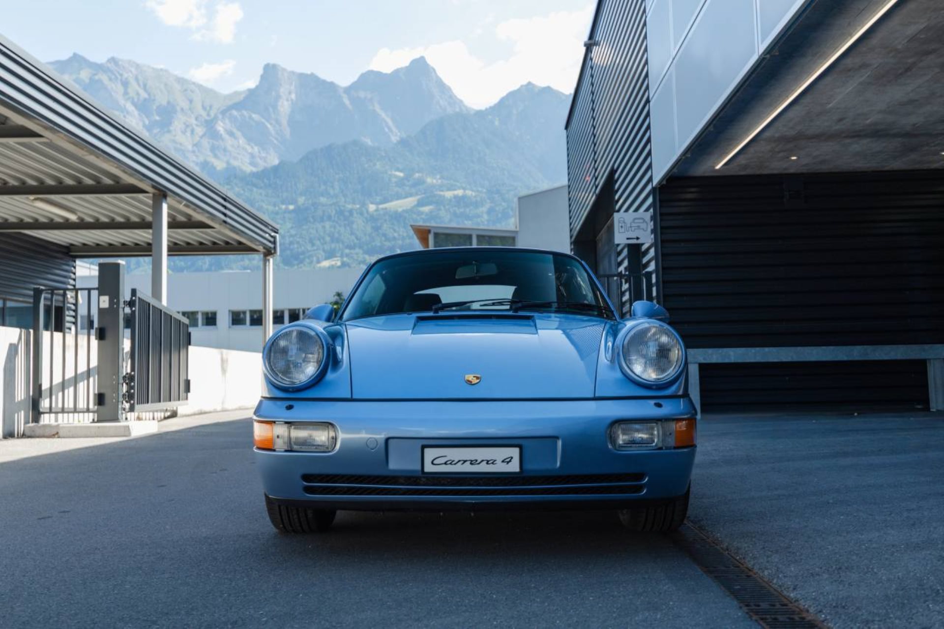 PORSCHE 911 Carrera 4 Cabriolet-image-7