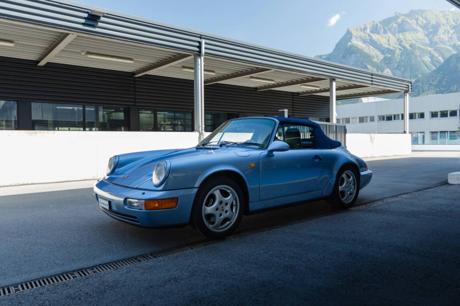 PORSCHE 911 Carrera 4 Cabriolet-image-5