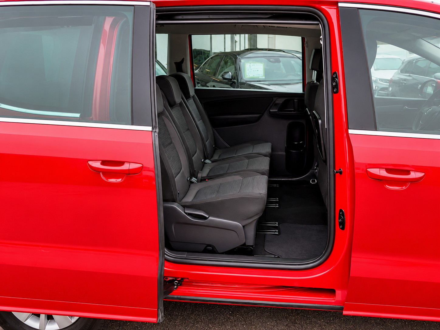 VW Sharan 2.0 TDI BMT Comfortline 4Motion DSG ** Anhängerkupplung **-image-7