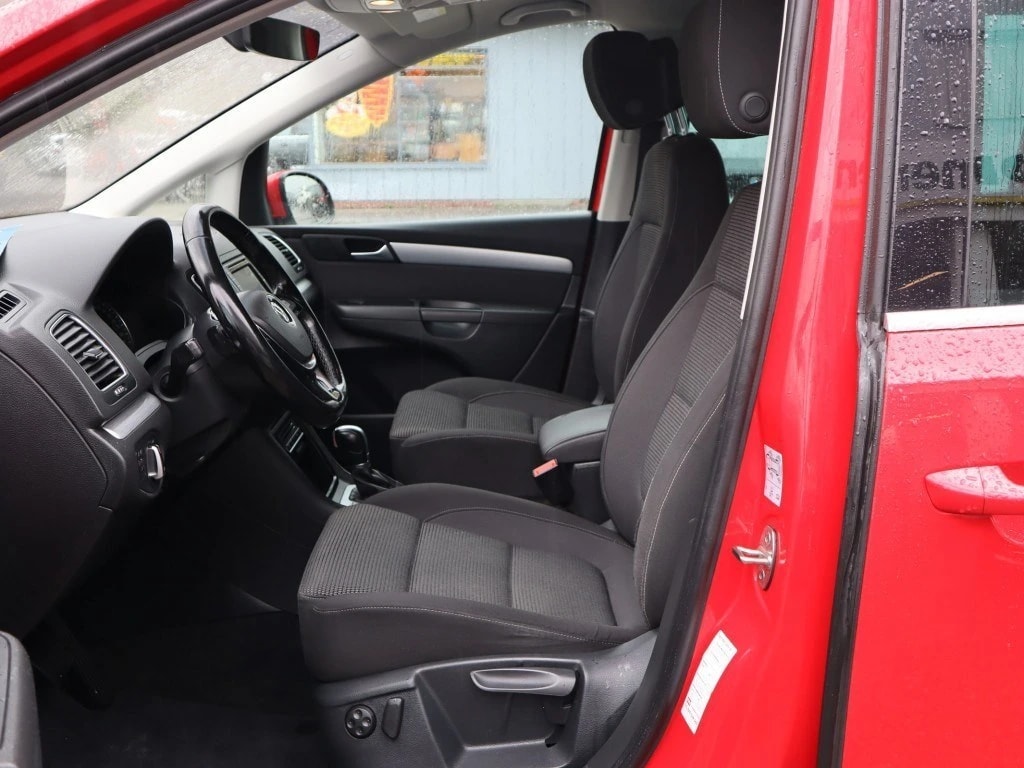 VW Sharan 2.0 TDI BMT Comfortline 4Motion DSG ** Anhängerkupplung **-image-12