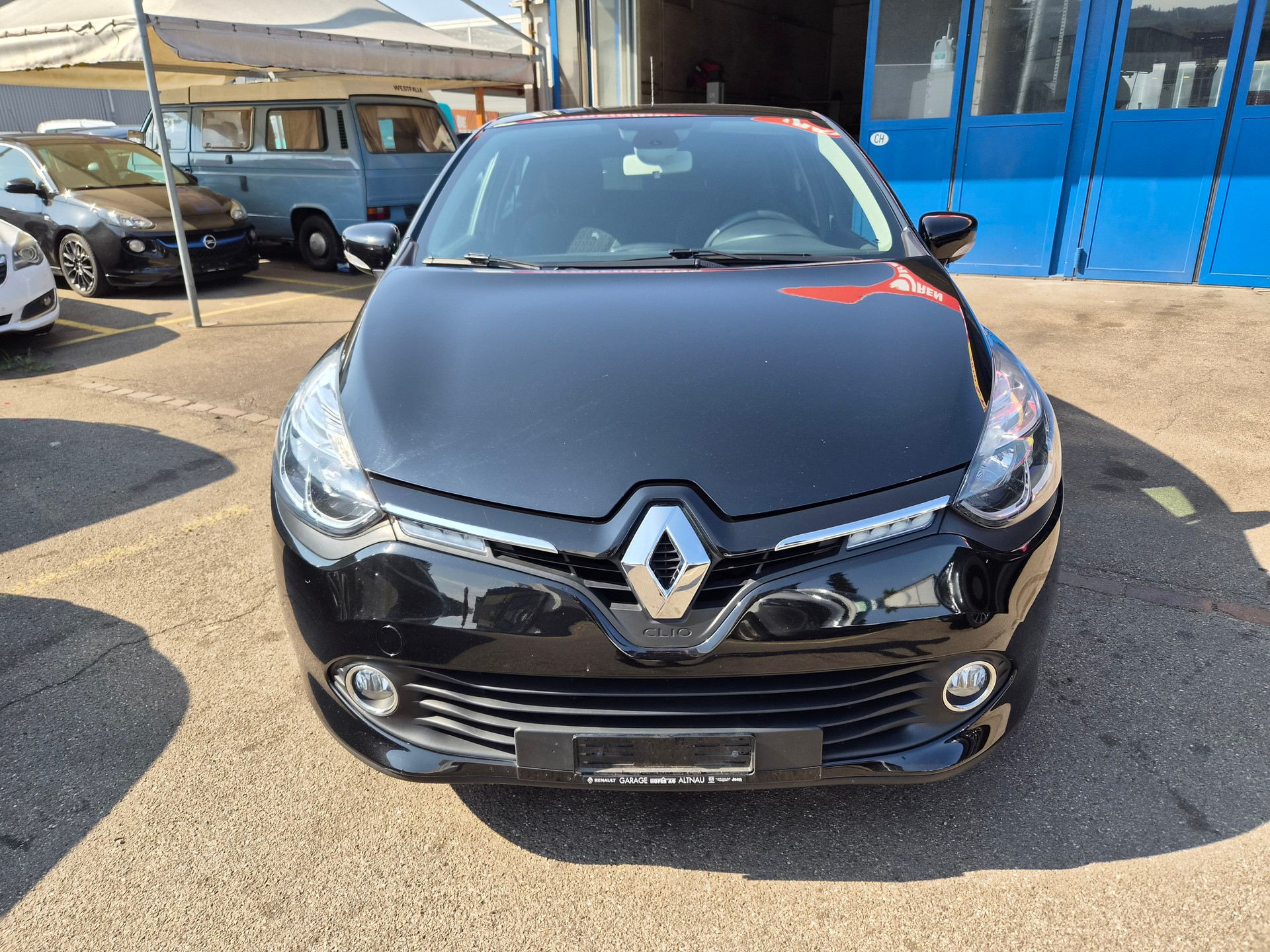 RENAULT Clio 0.9 12V Limited-image-1