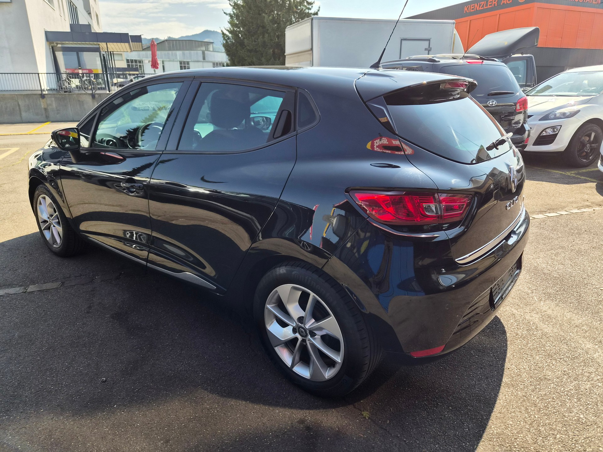 RENAULT Clio 0.9 12V Limited-image-4