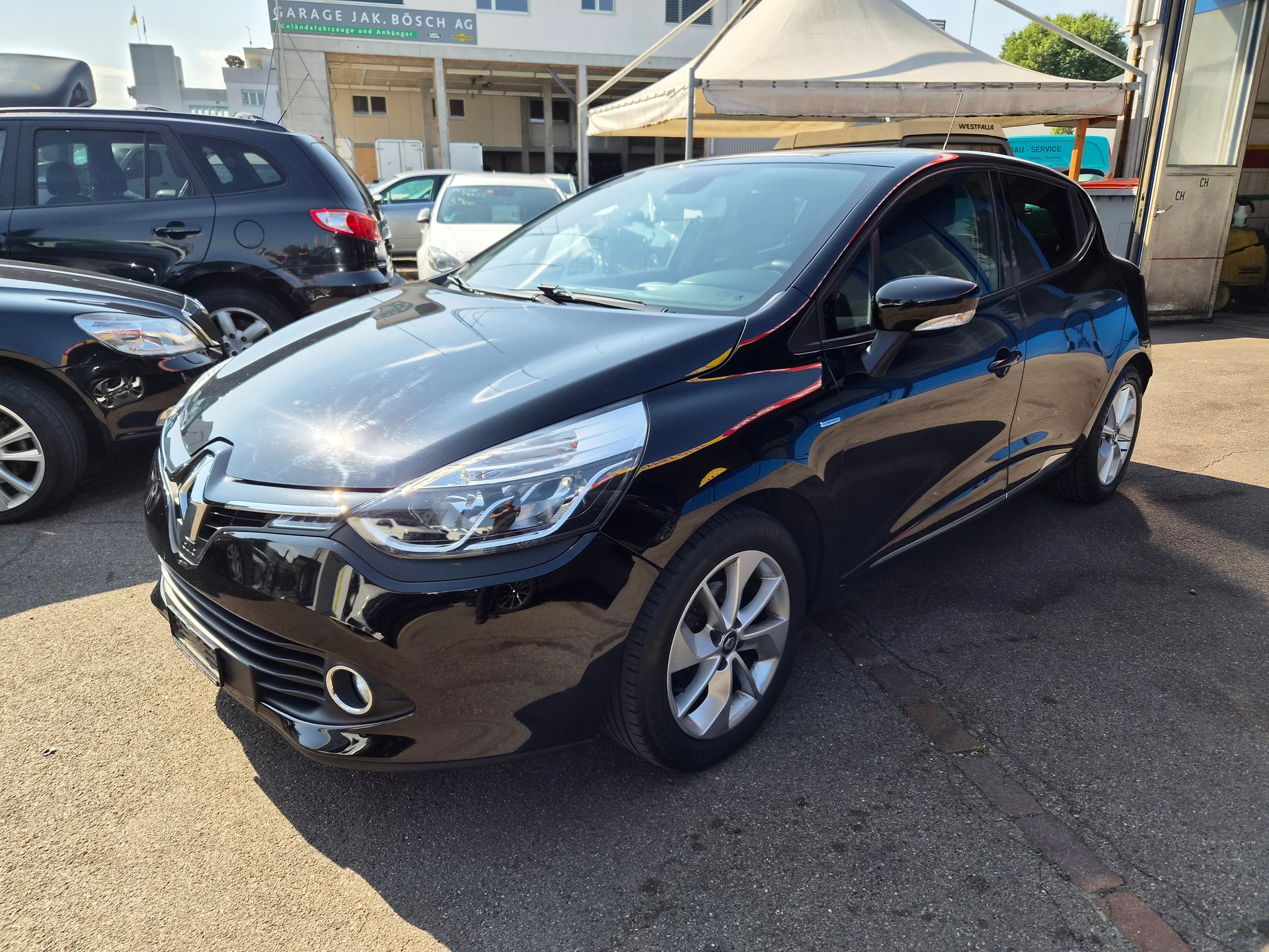 RENAULT Clio 0.9 12V Limited-image-2