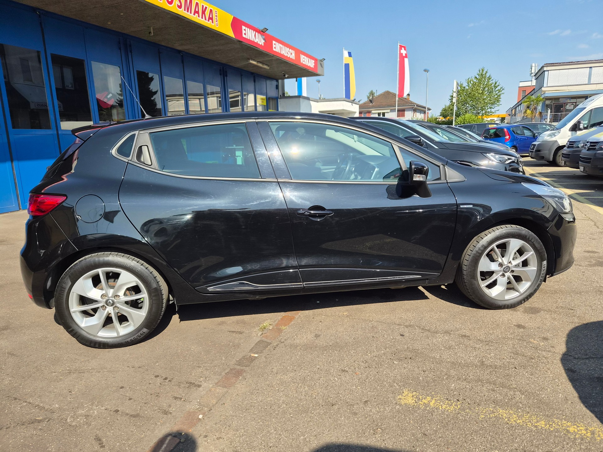 RENAULT Clio 0.9 12V Limited-image-7