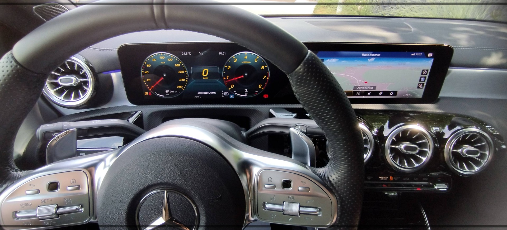 MERCEDES-BENZ CLA 35 AMG 4Matic 7G-DCT-image-13