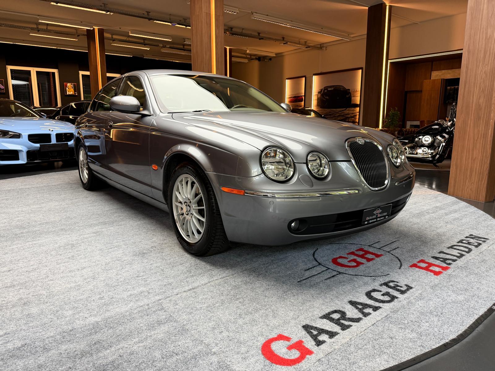 JAGUAR S-Type 3.0 V6 Executive-image-0