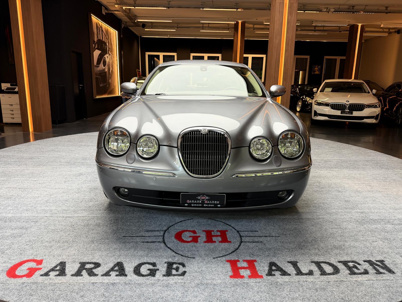JAGUAR S-Type 3.0 V6 Executive-image-1