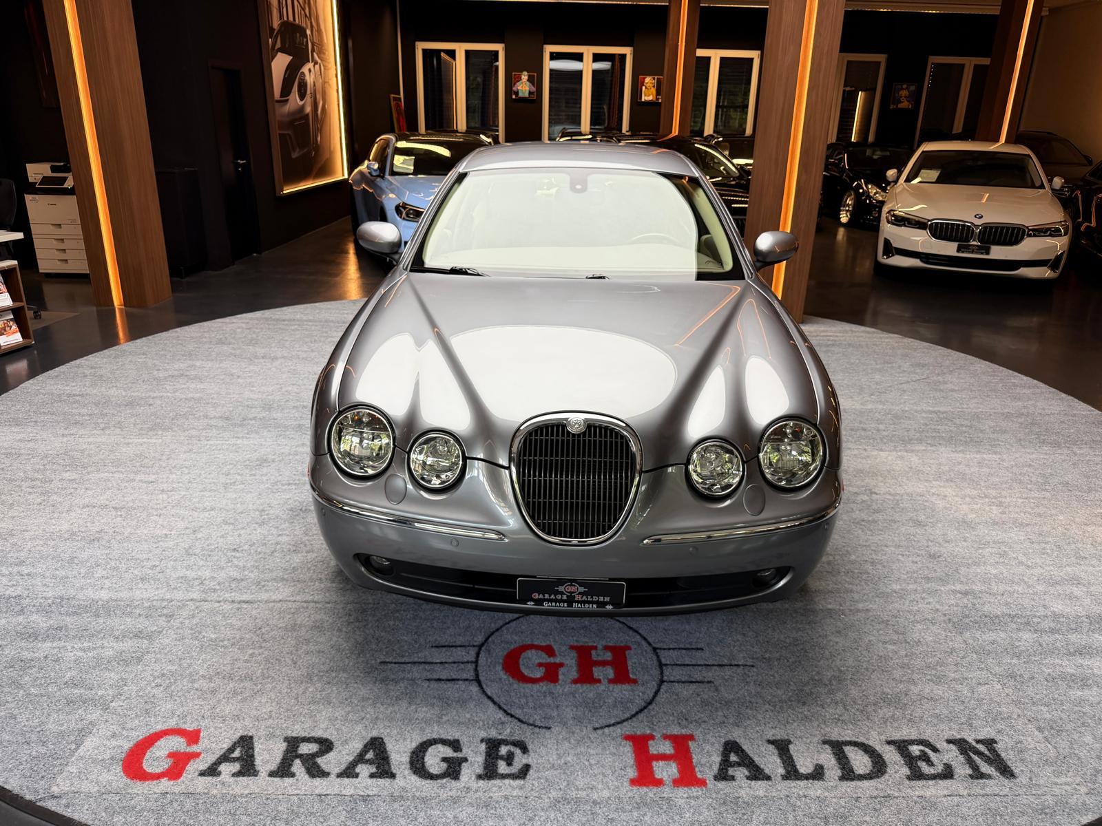 JAGUAR S-Type 3.0 V6 Executive-image-2