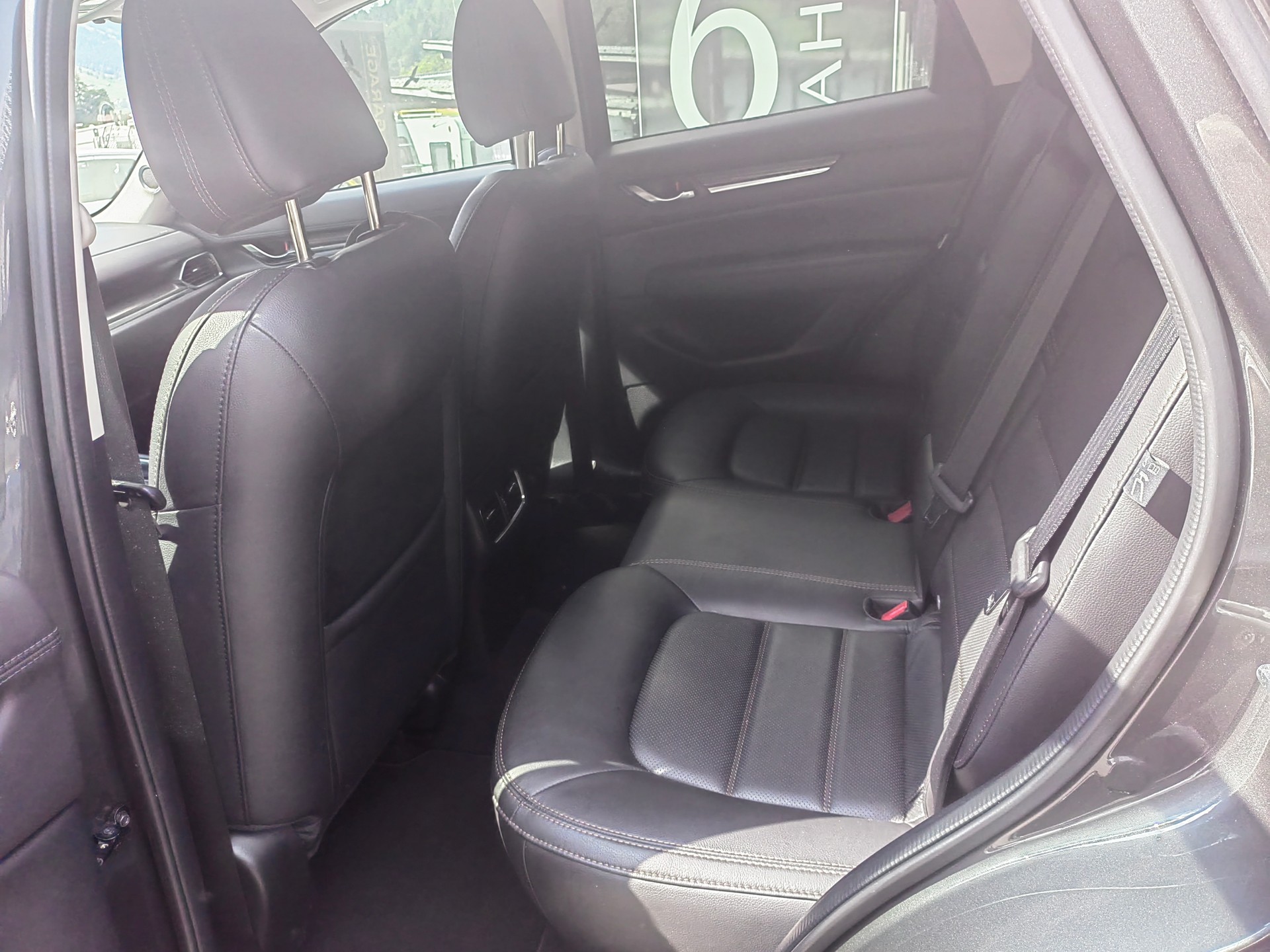 MAZDA CX-5 2.5 Revolution AWD-image-2