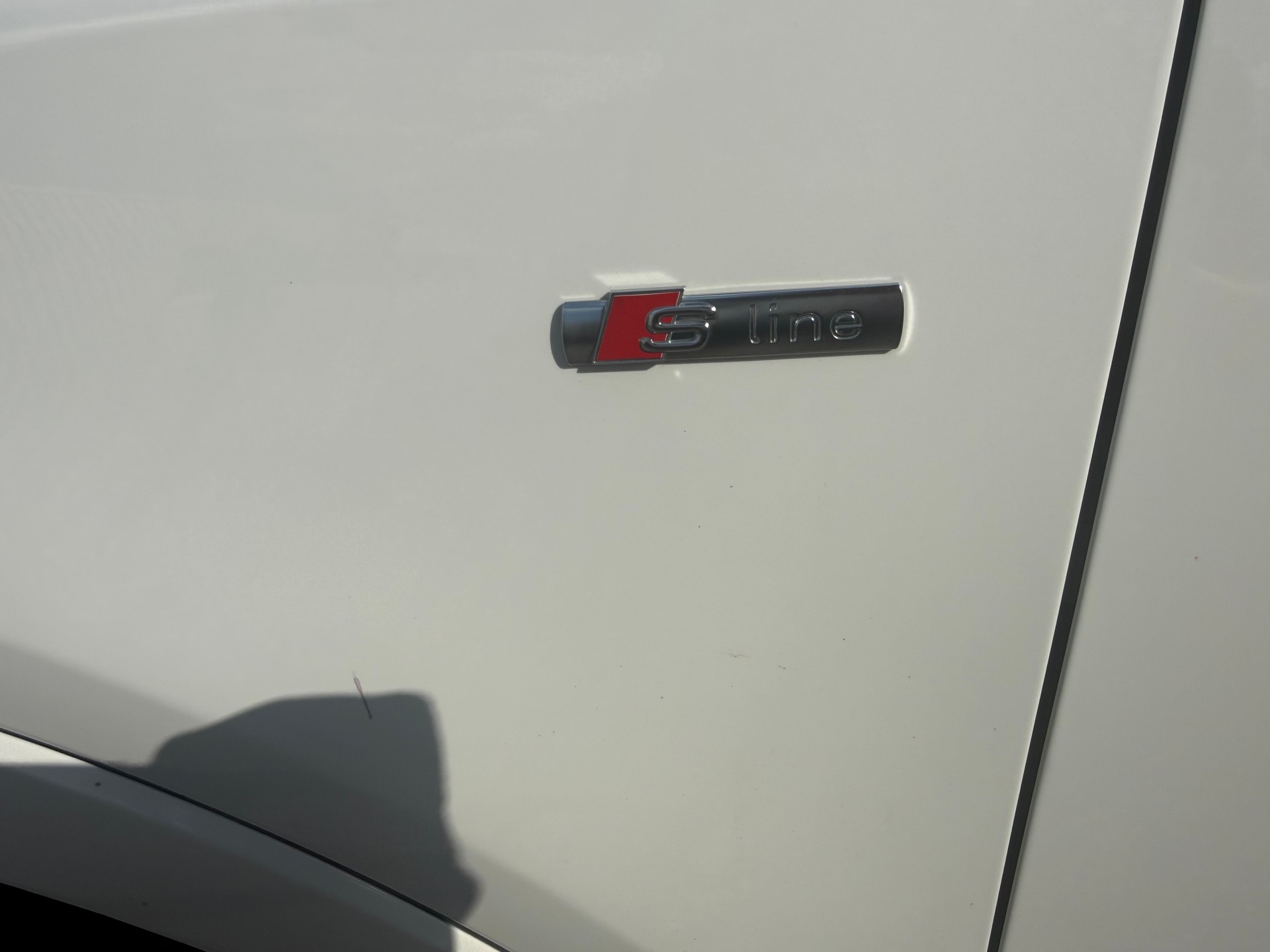 AUDI Q3 2.0 TFSI quattro S-tronic-image-5